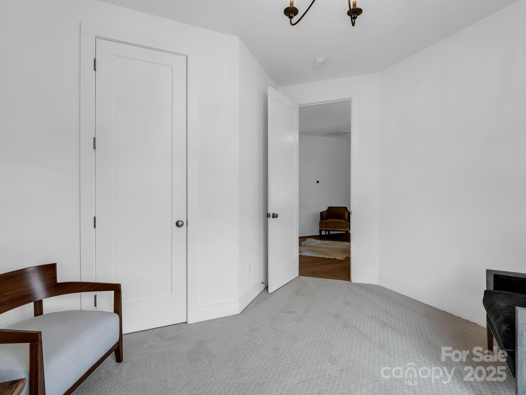 27 Drakes Meadow Lane — Arden