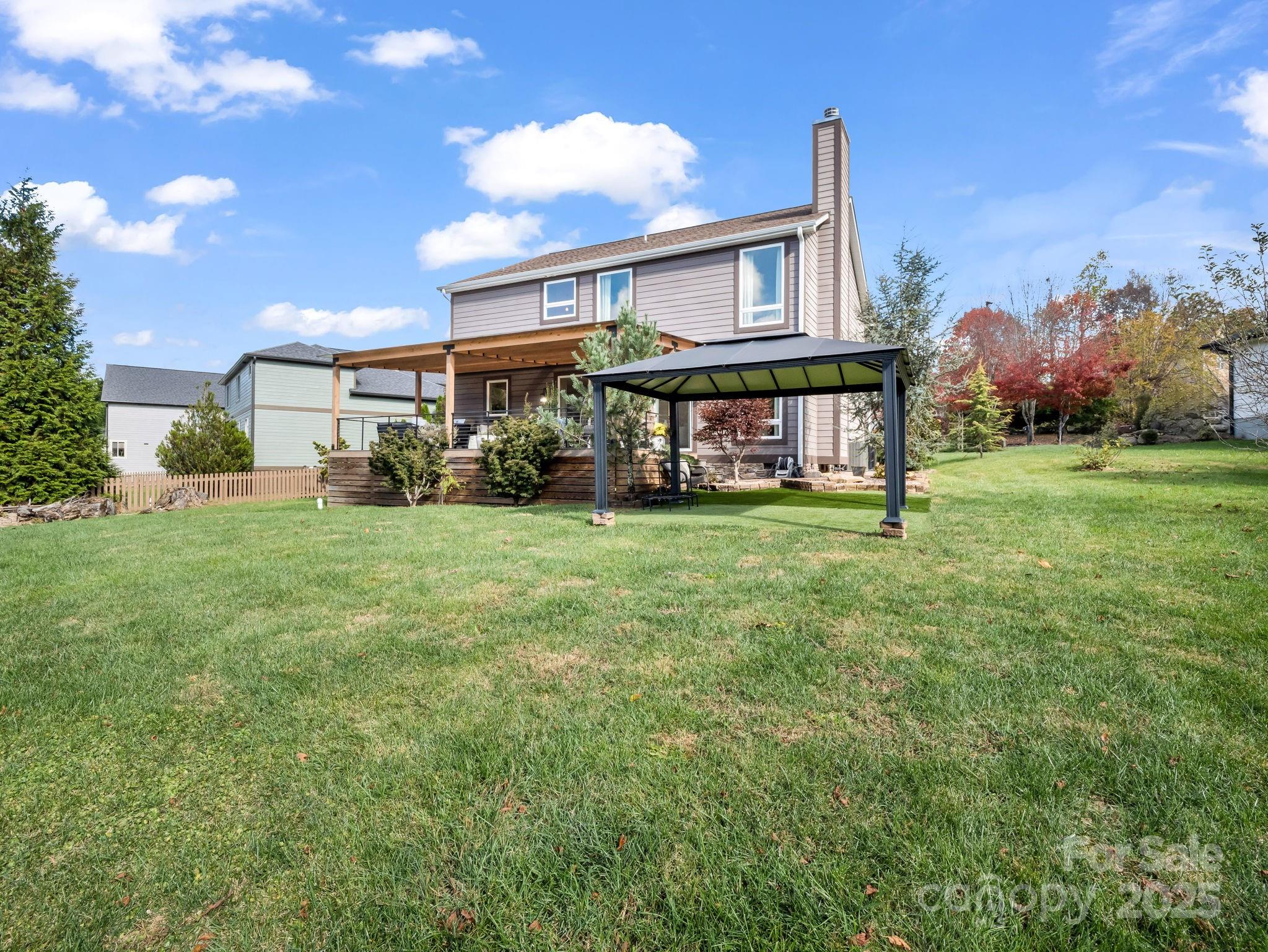 27 Drakes Meadow Lane — Arden