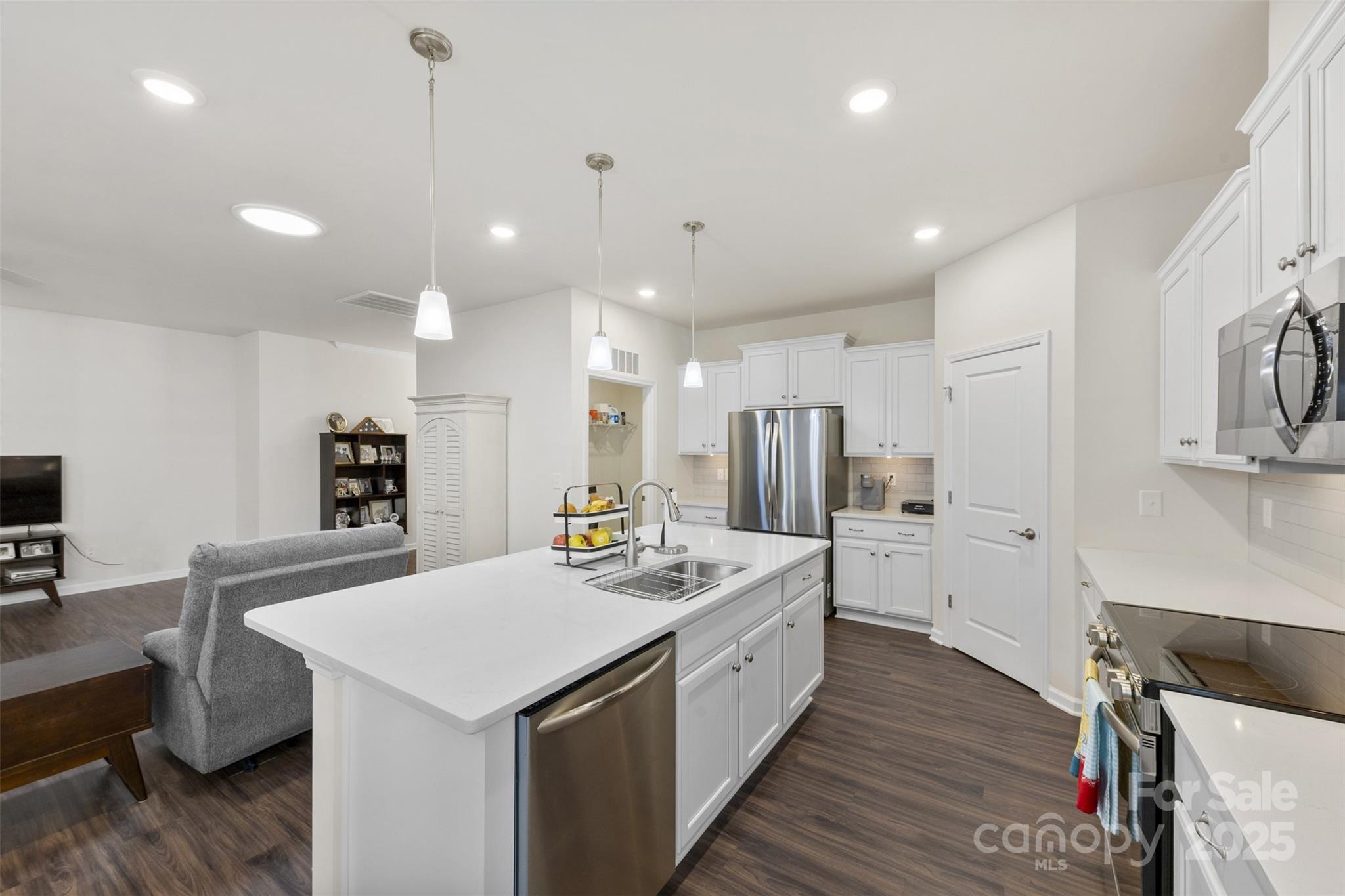 129 Picasso Trail — Mount Holly