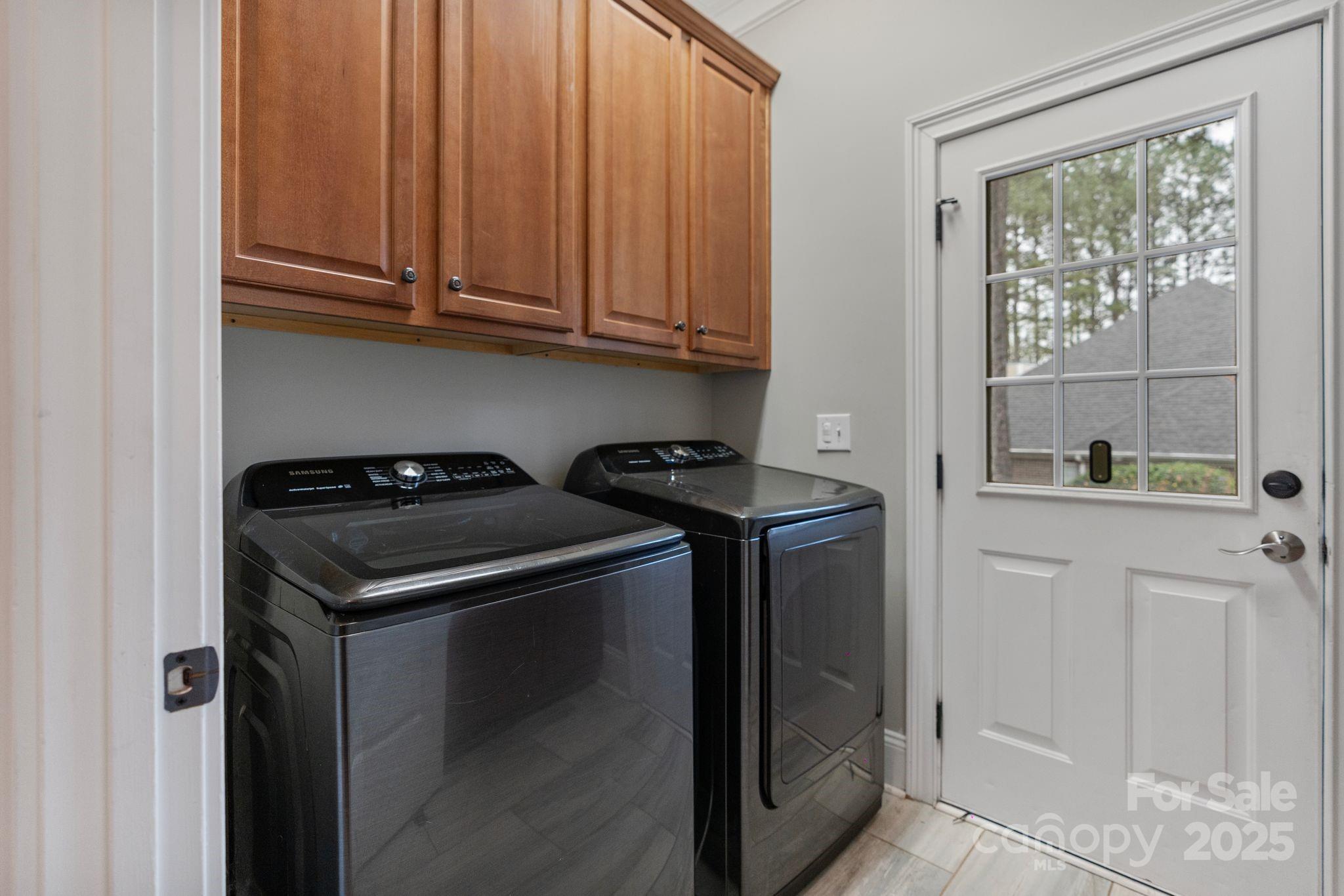 116 Whispering Cove Court — Mooresville