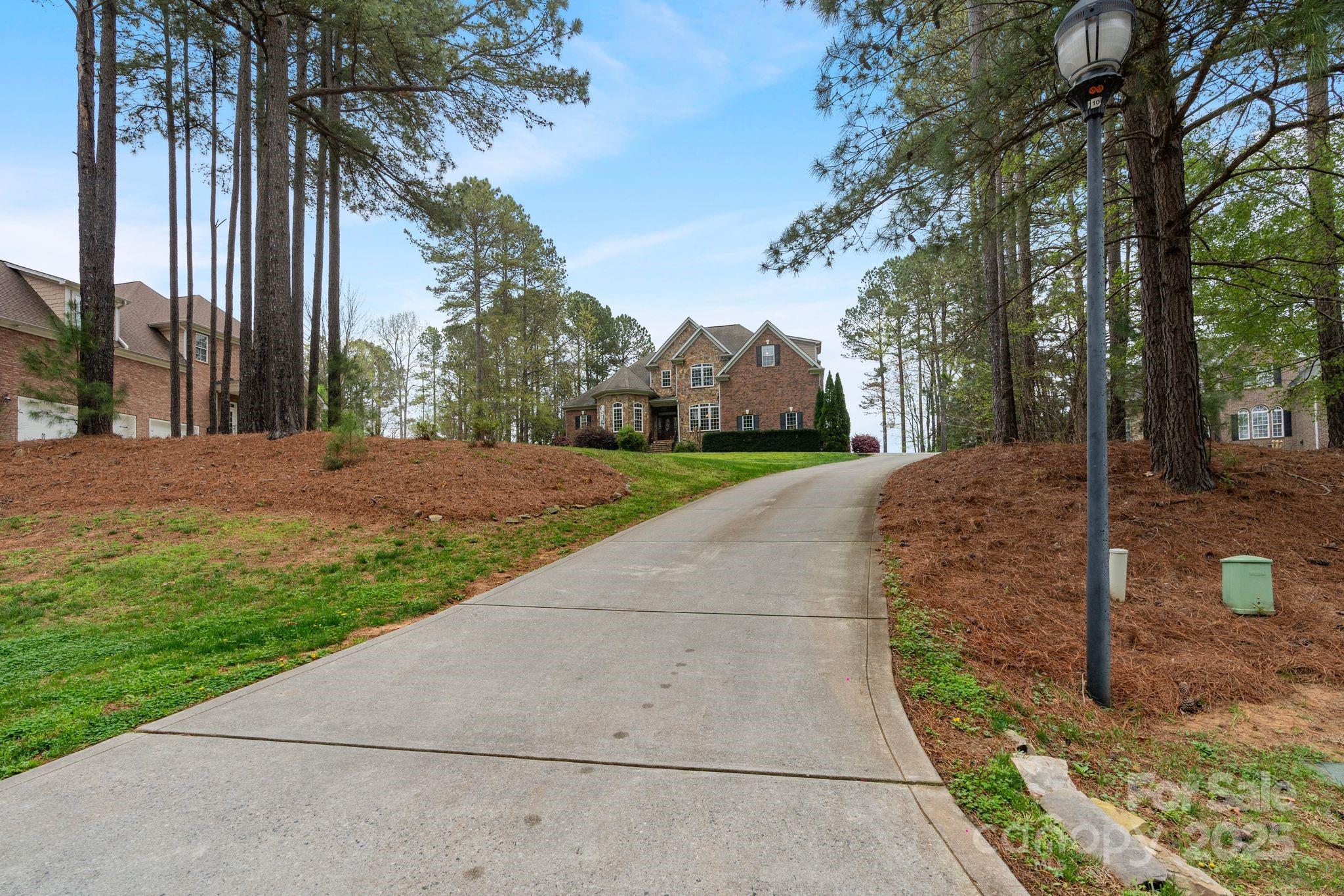 116 Whispering Cove Court — Mooresville