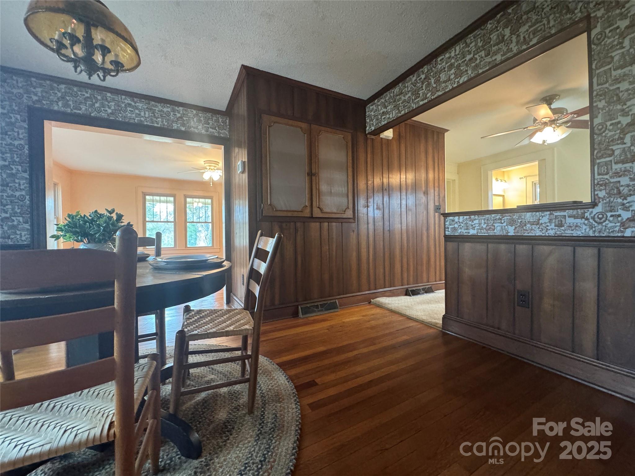 9143 S NC Highway 150 Highway — Linwood