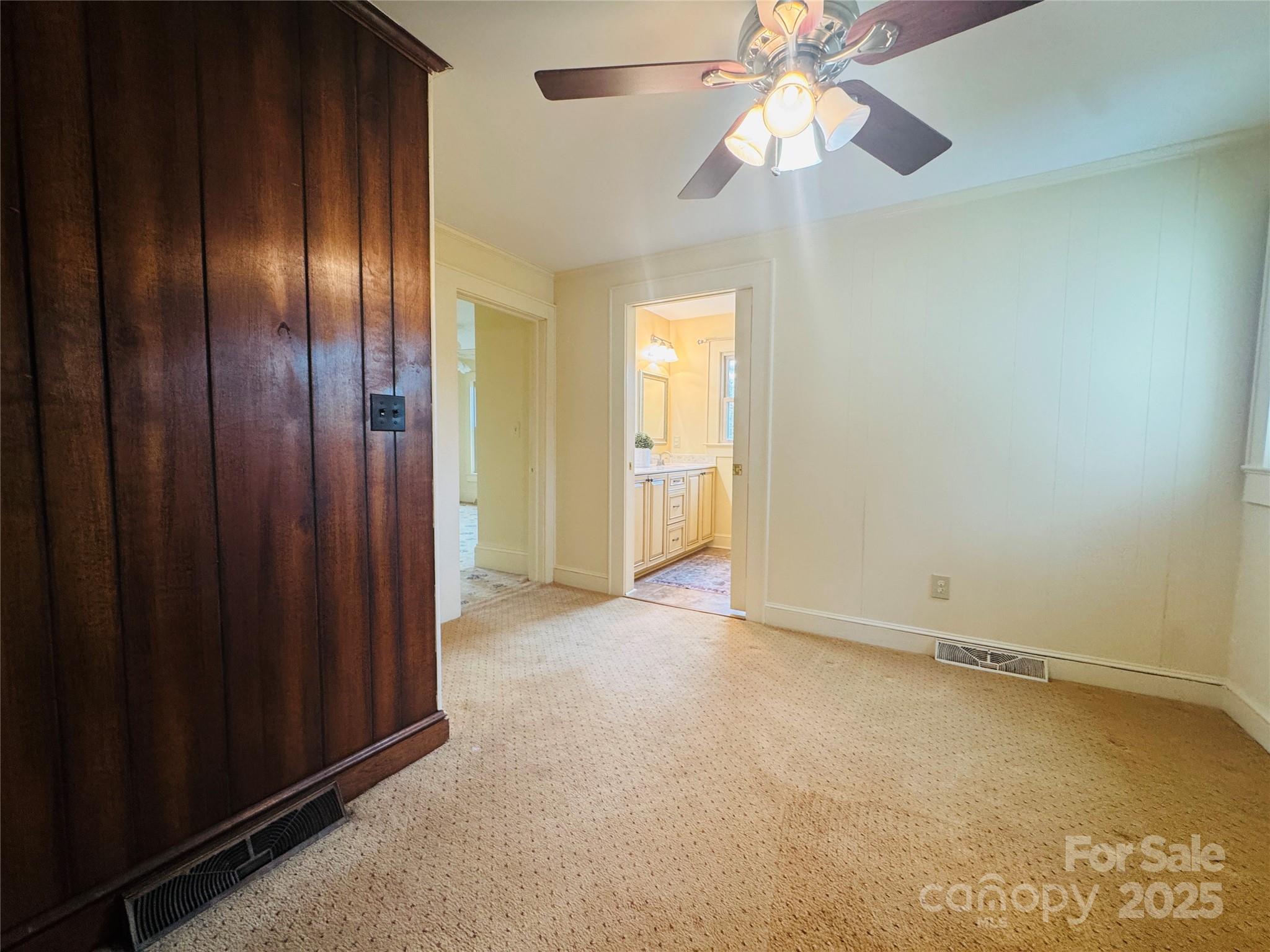 9143 S NC Highway 150 Highway — Linwood