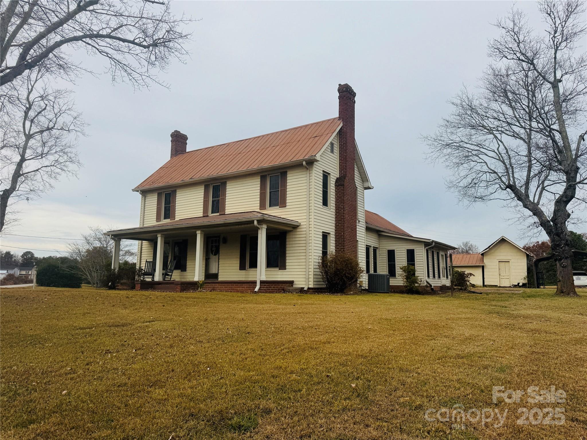 9143 S NC Highway 150 Highway — Linwood