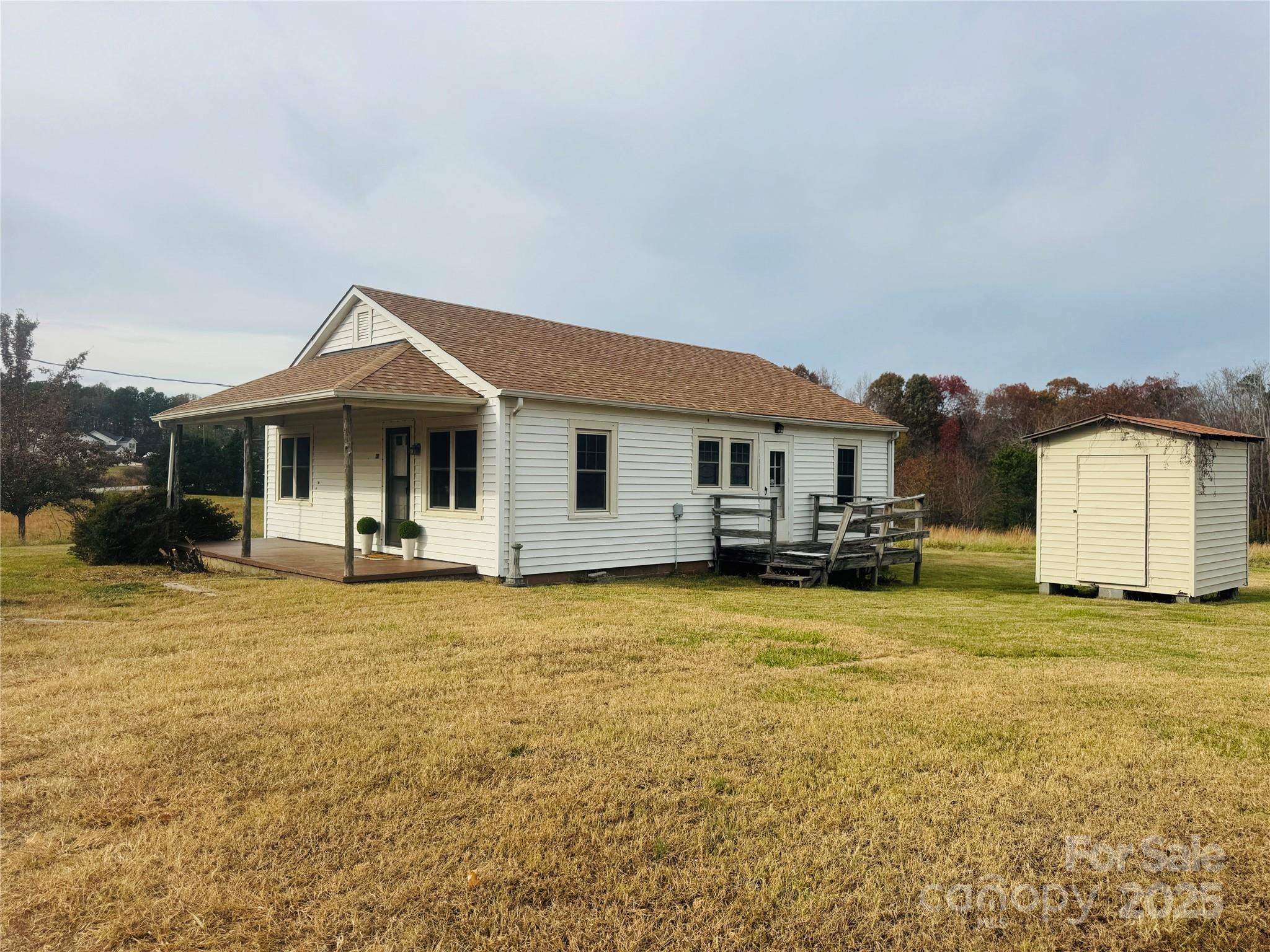 9143 S NC Highway 150 Highway — Linwood