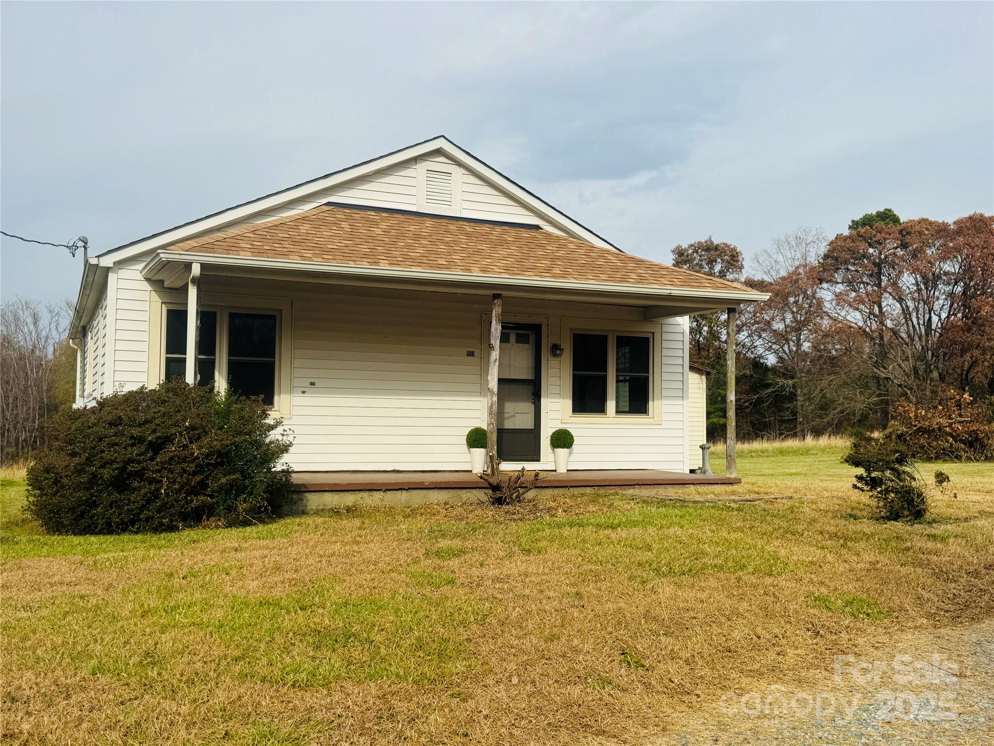 9143 S NC Highway 150 Highway — Linwood