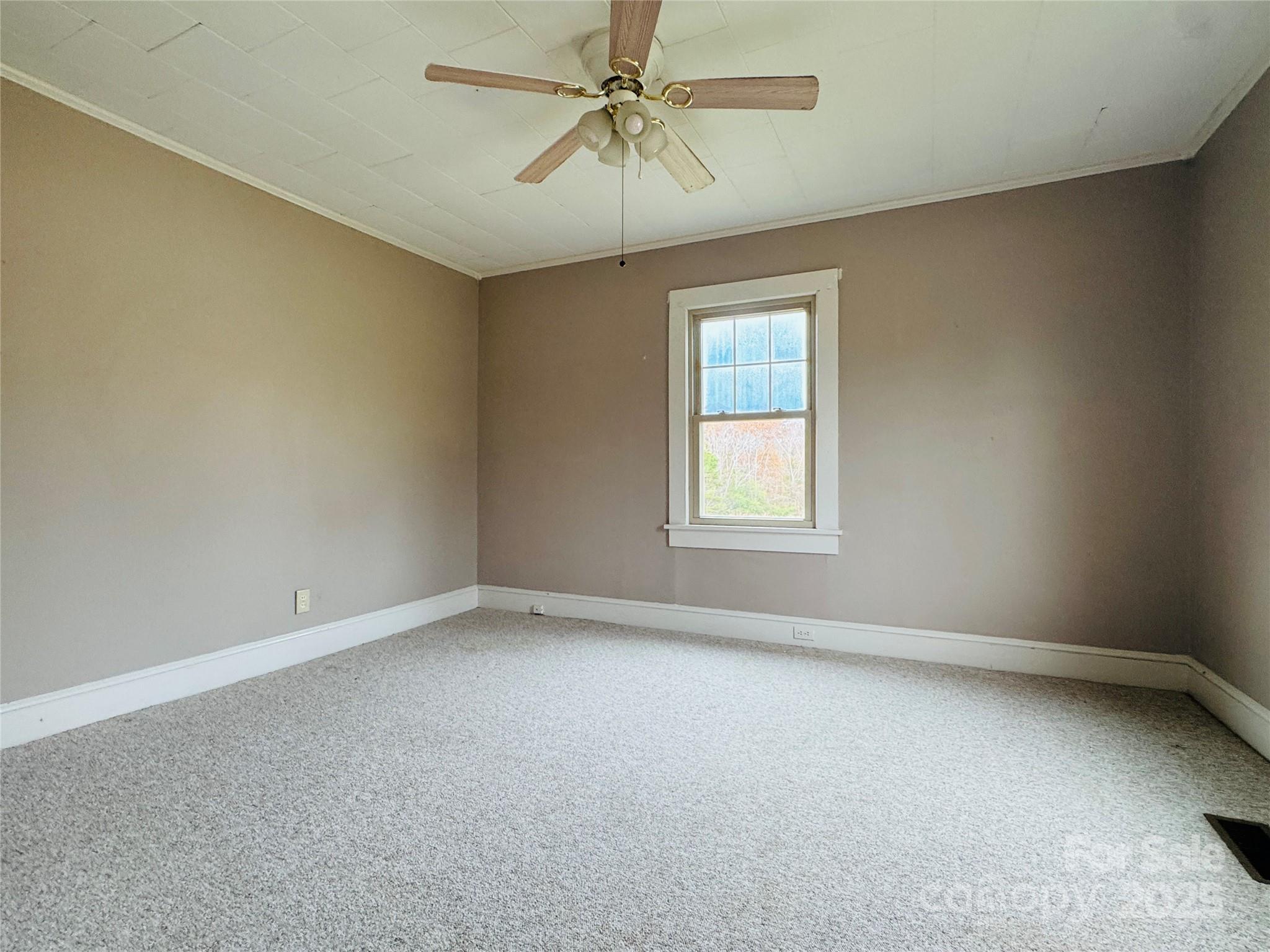 9143 S NC Highway 150 Highway — Linwood