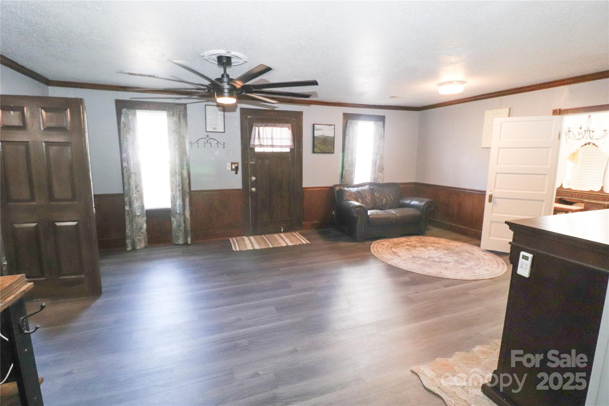 605 US 70 Highway W — Hildebran
