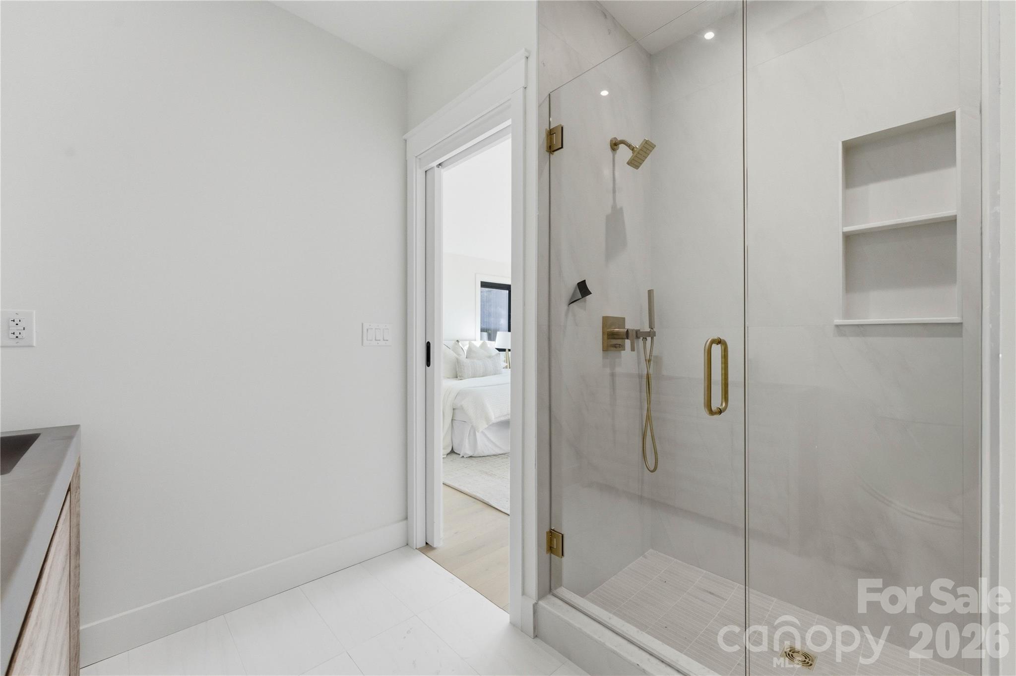 3614 Barclay Downs Drive #101 — Charlotte