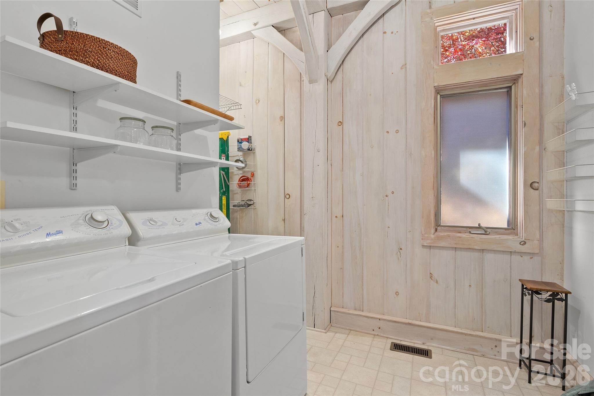 33 Great Aspen Way — Black Mountain