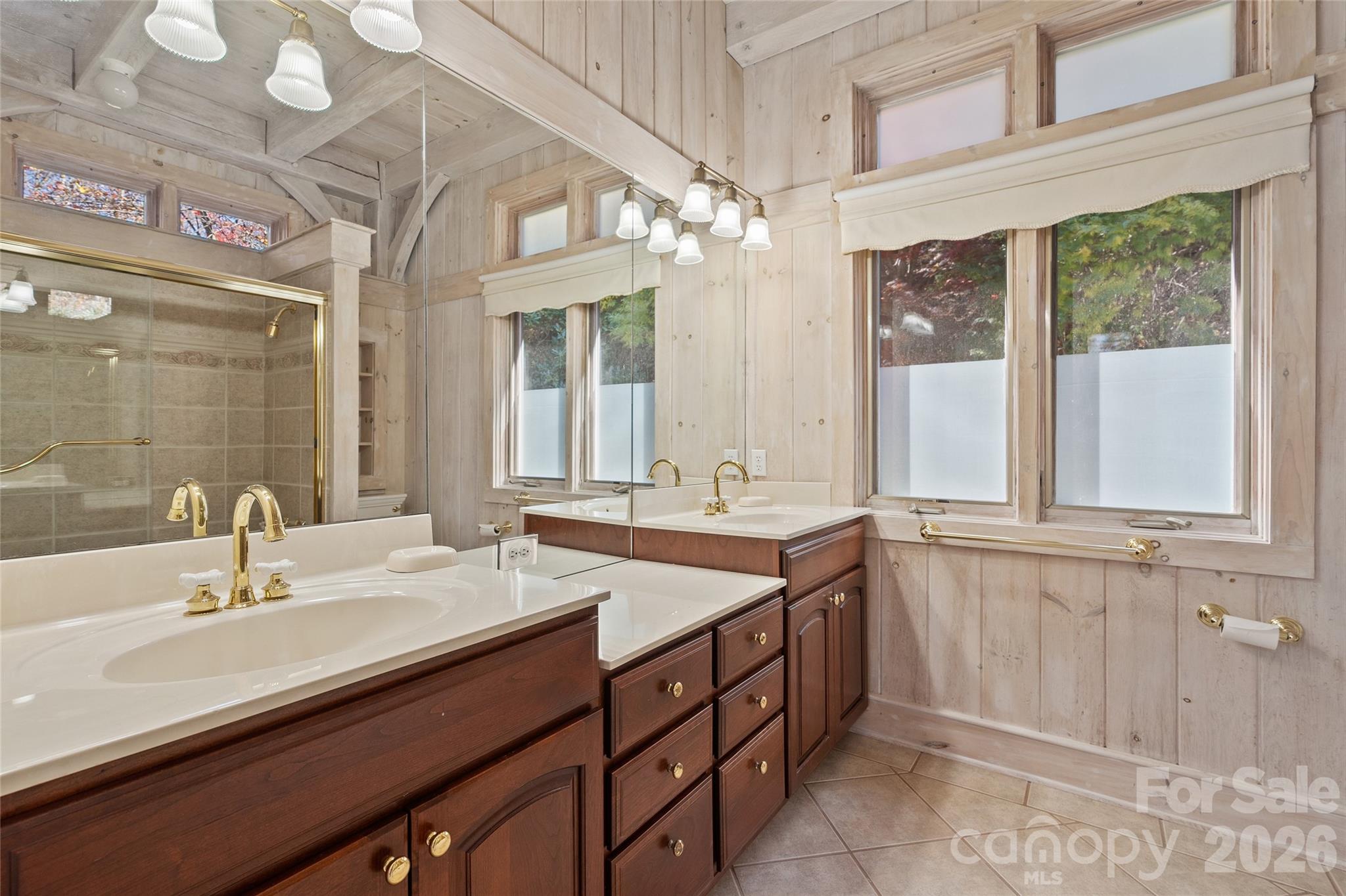 33 Great Aspen Way — Black Mountain