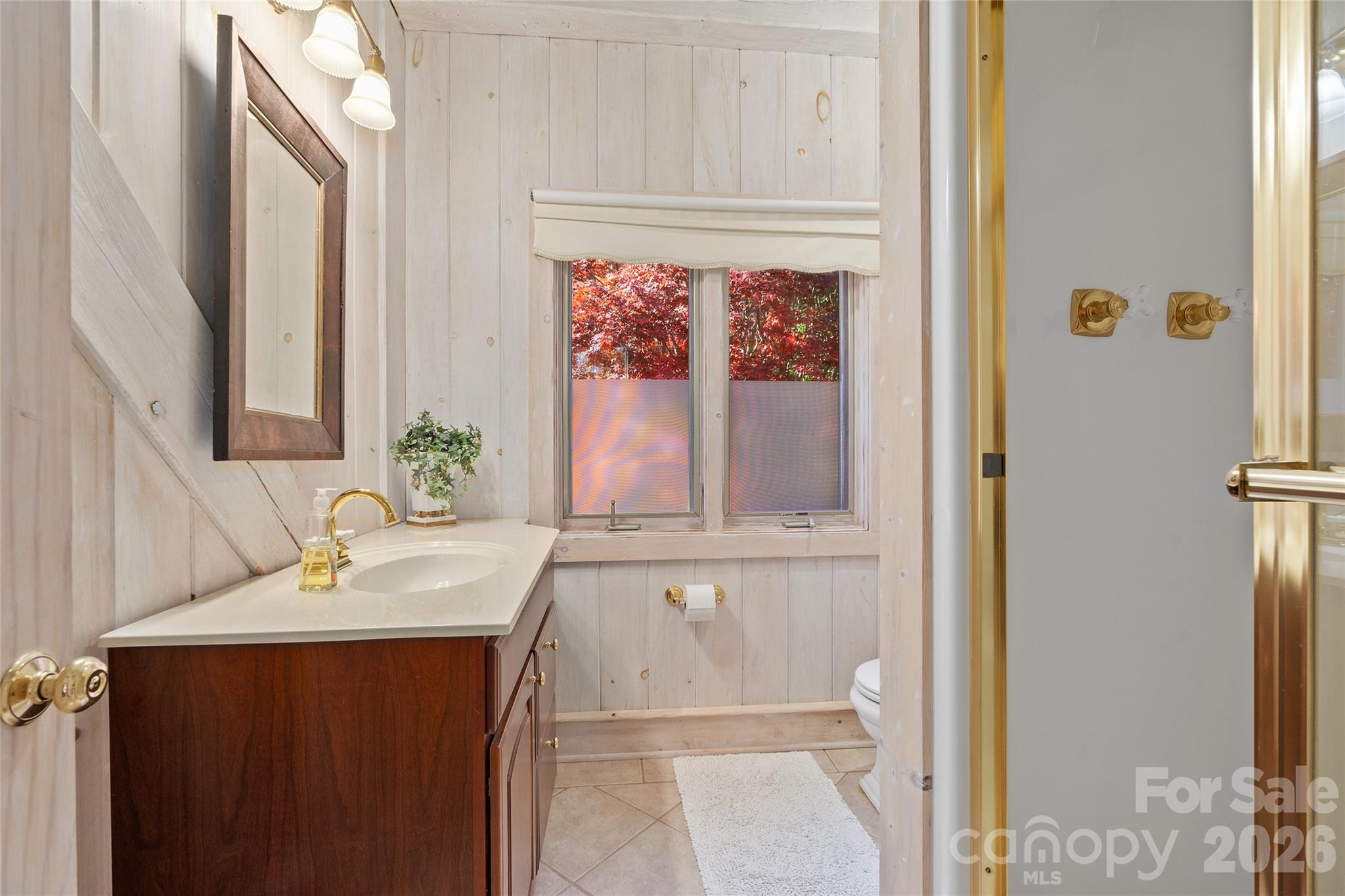 33 Great Aspen Way — Black Mountain