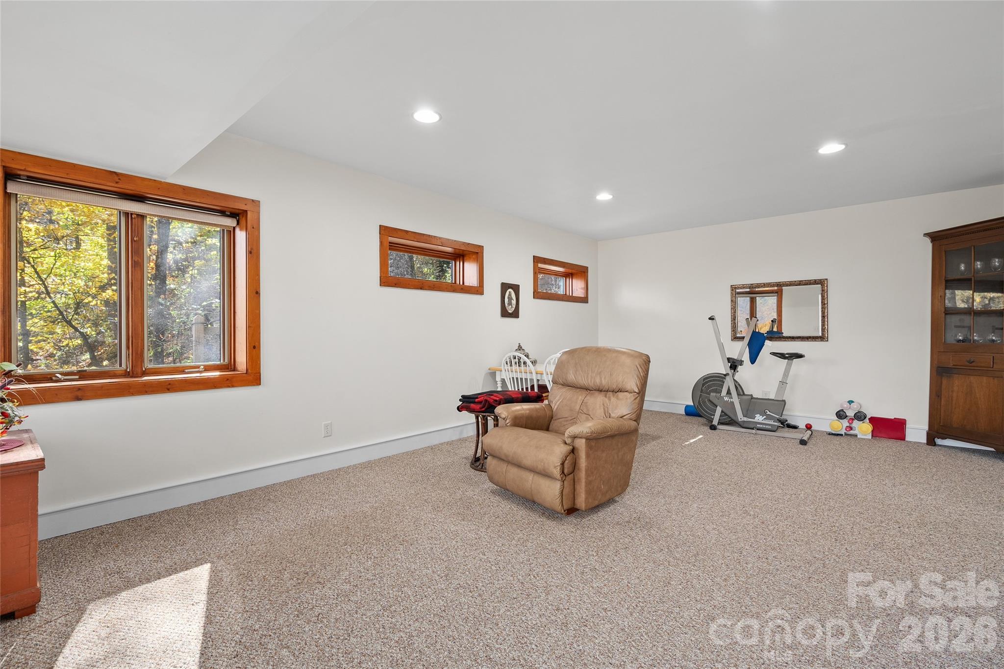 33 Great Aspen Way — Black Mountain