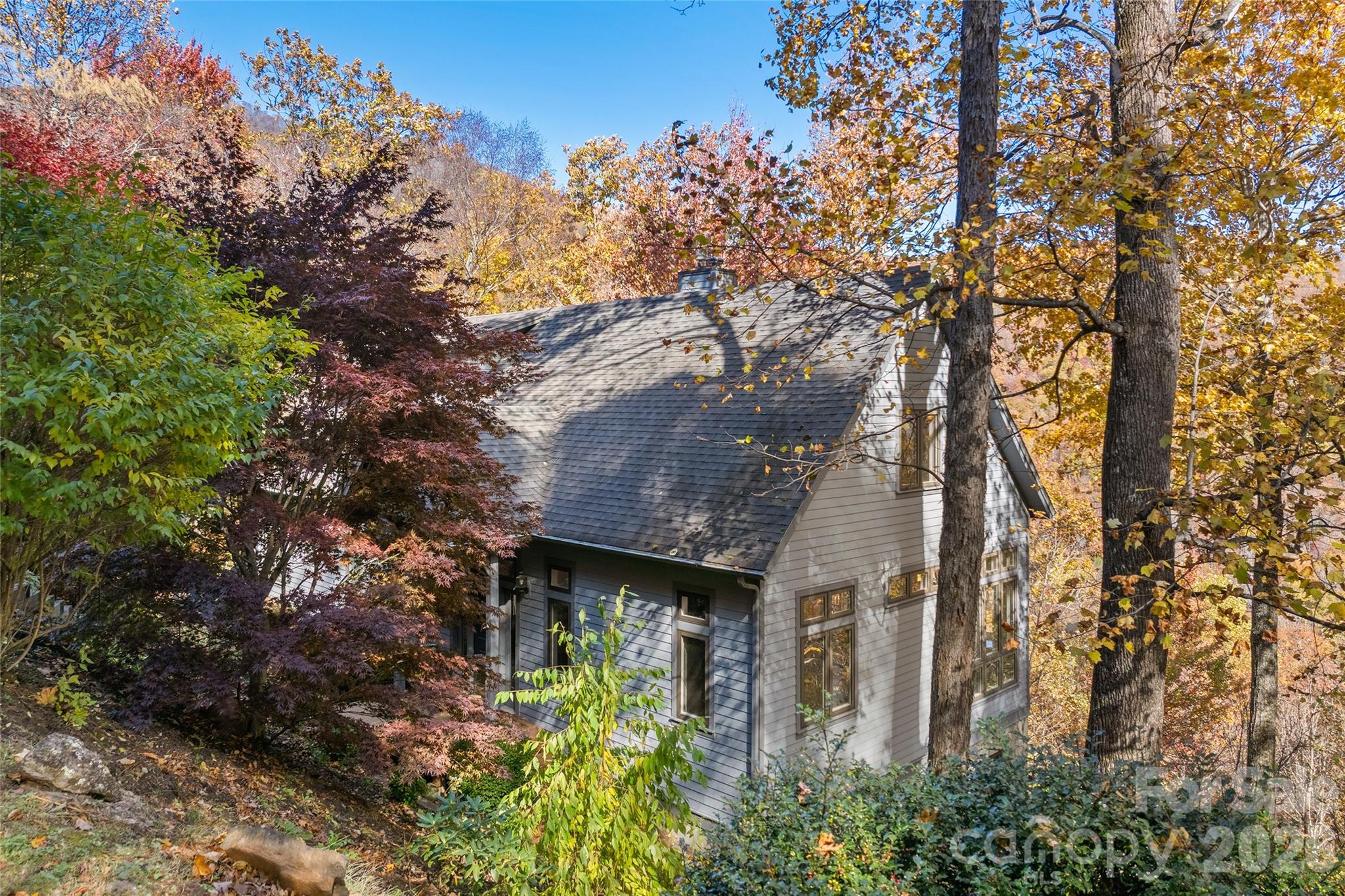 33 Great Aspen Way — Black Mountain