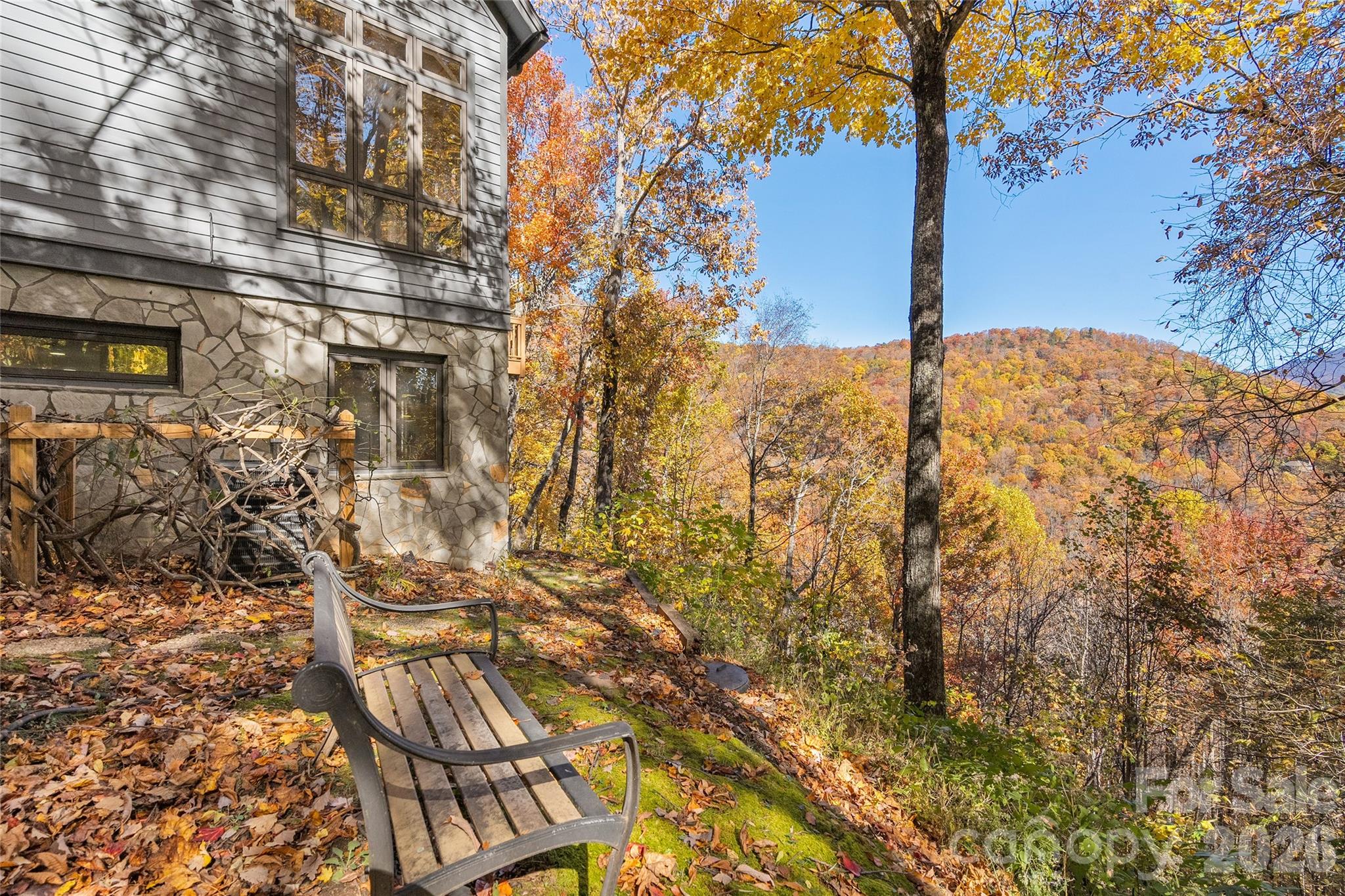 33 Great Aspen Way — Black Mountain