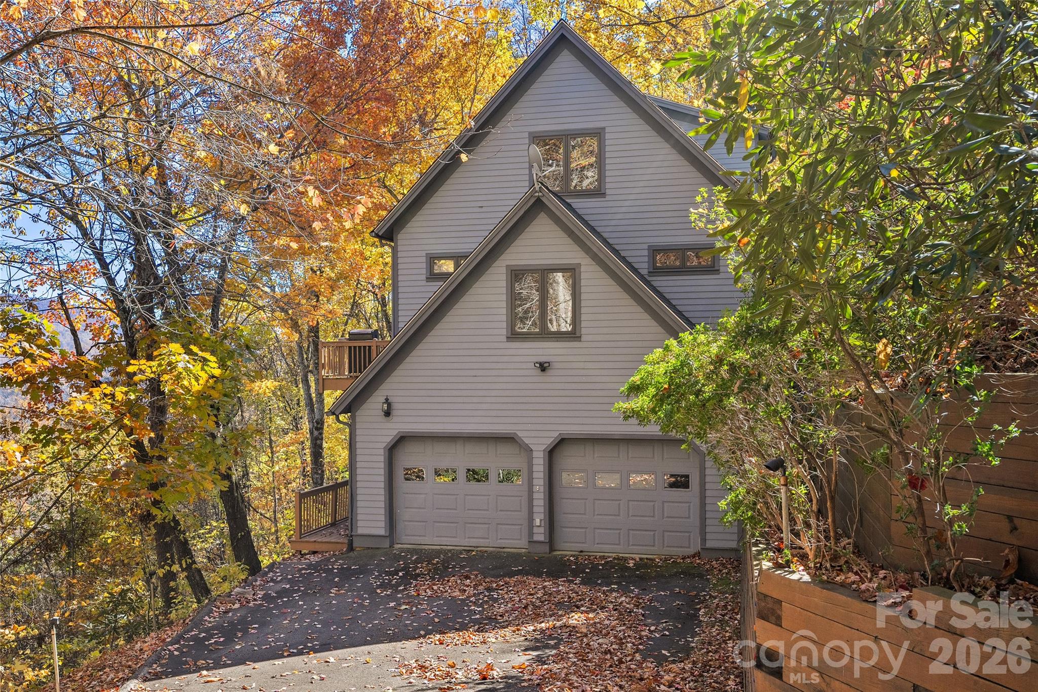 33 Great Aspen Way — Black Mountain