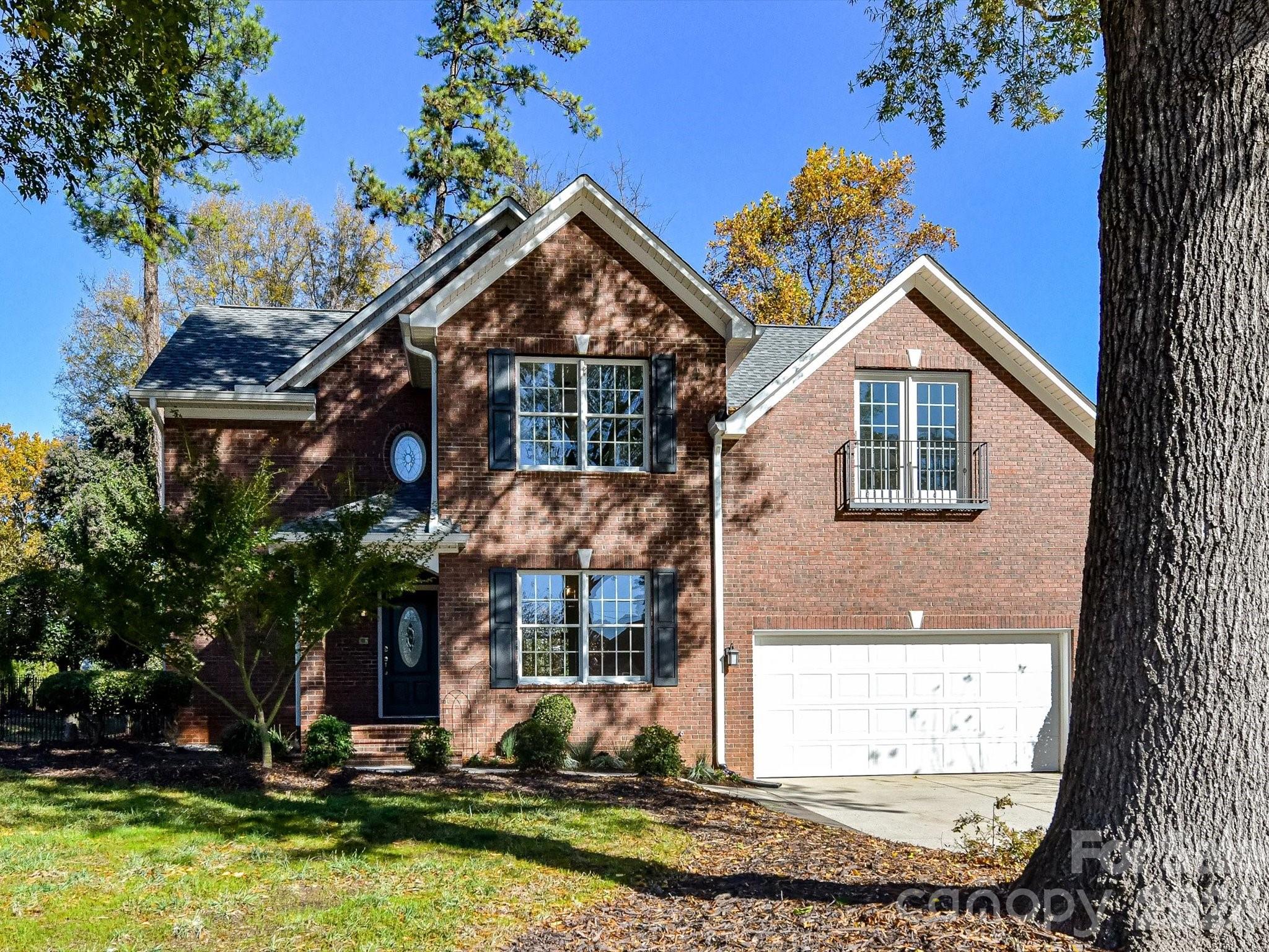 21410 Pinecrest Place — Cornelius