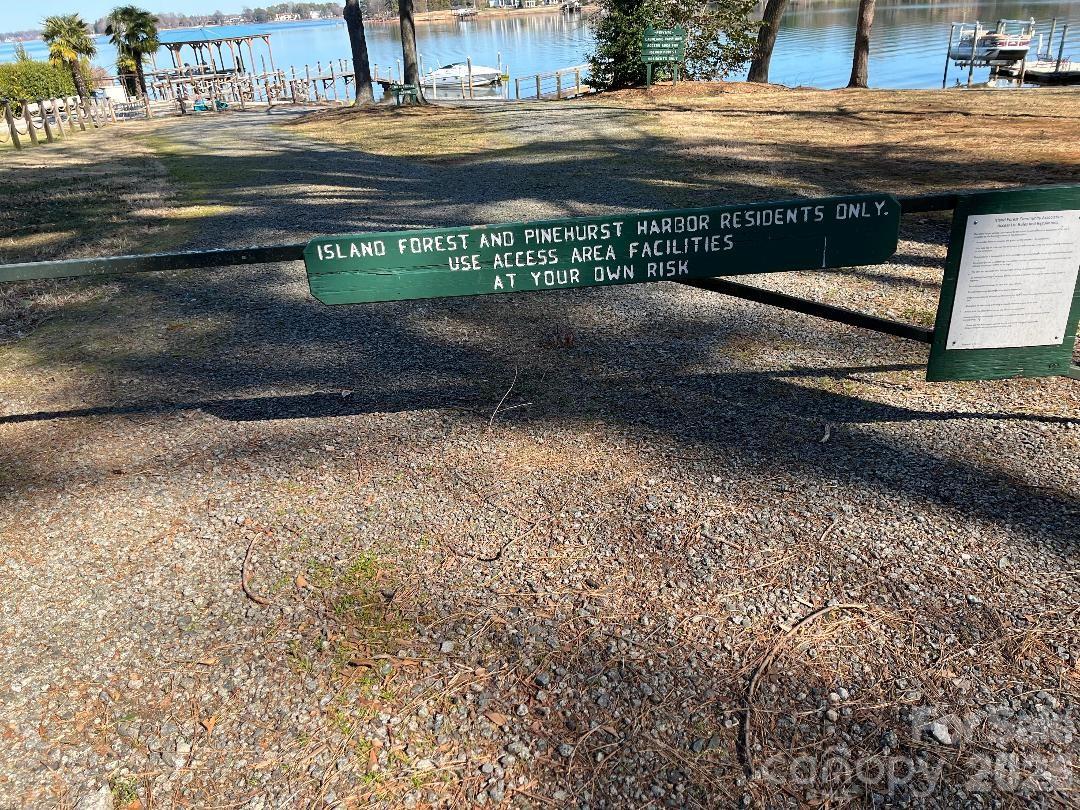 21410 Pinecrest Place — Cornelius