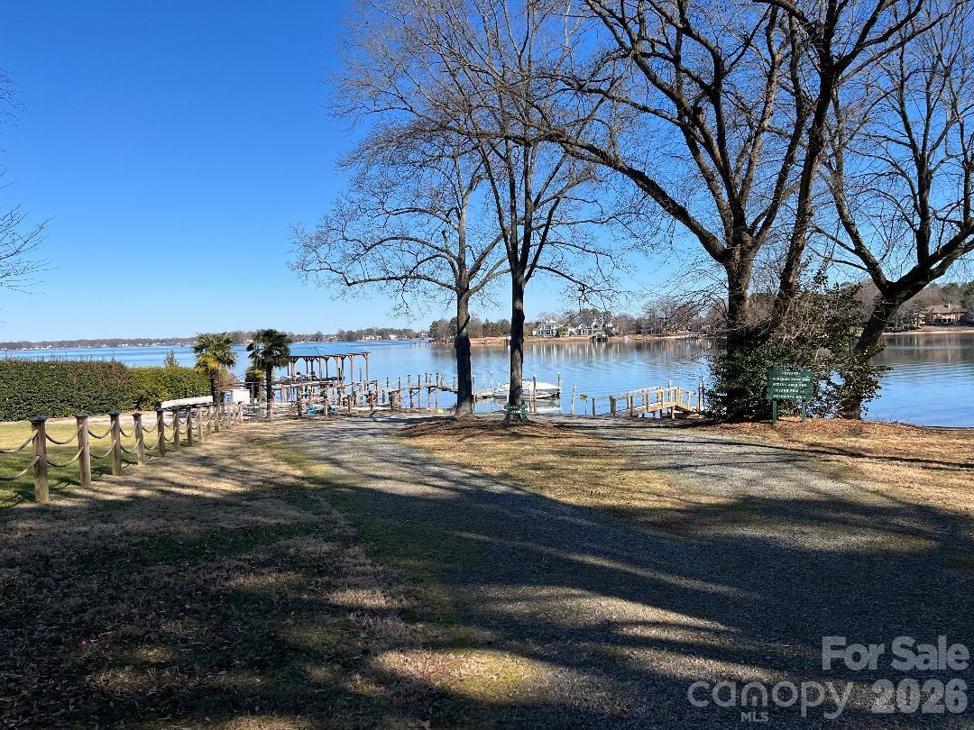 21410 Pinecrest Place — Cornelius