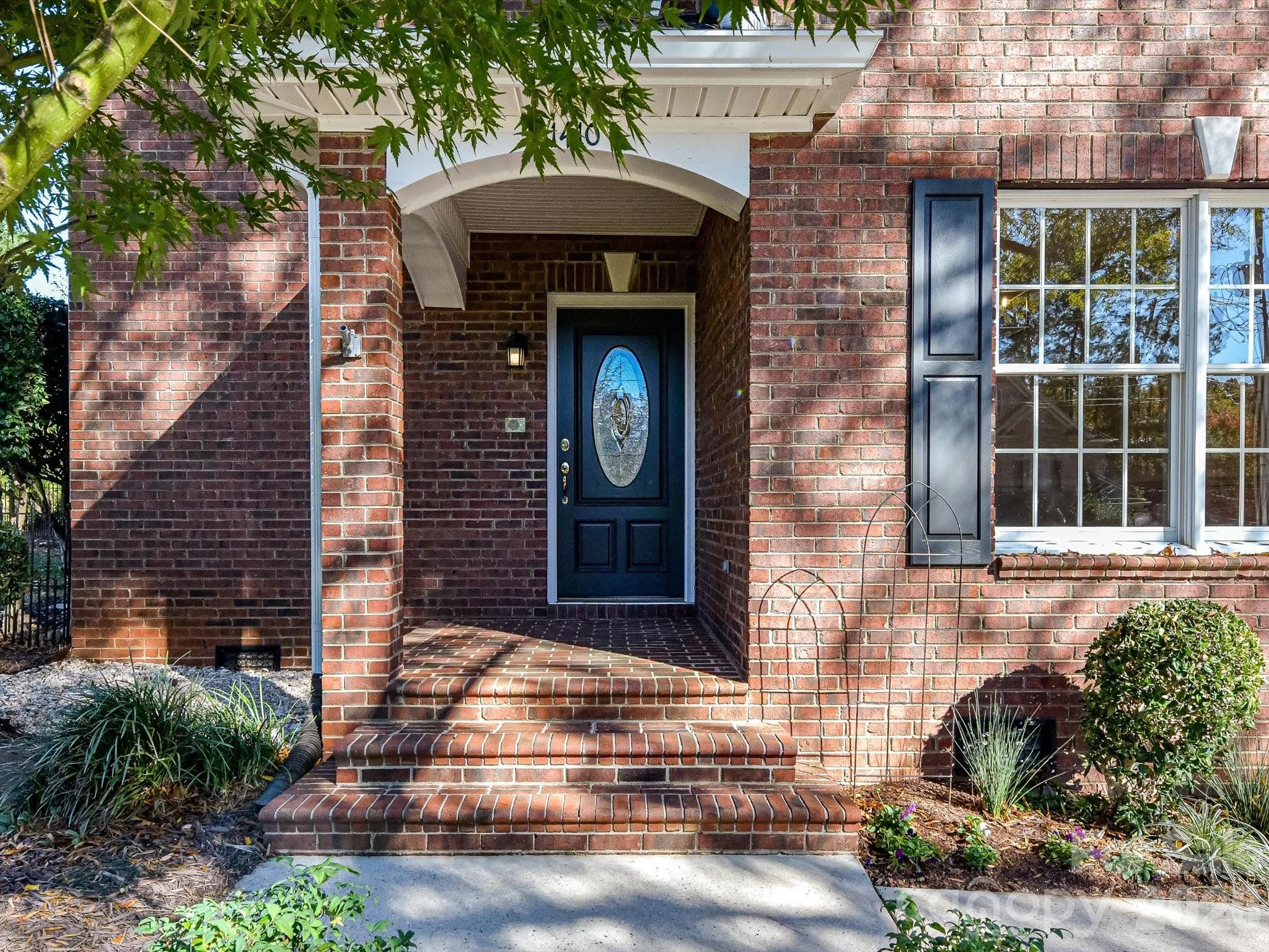 21410 Pinecrest Place — Cornelius