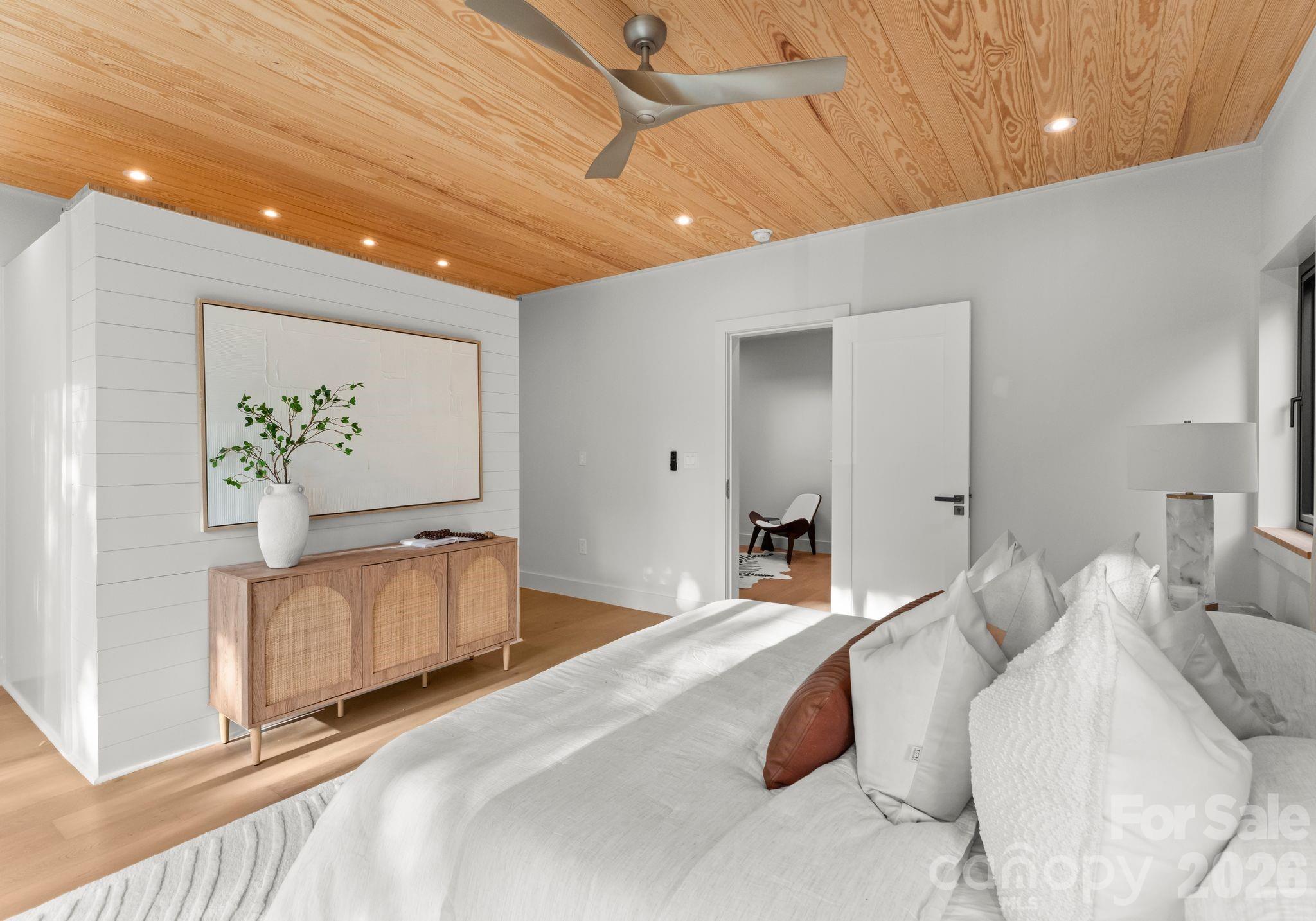 3614 Barclay Downs Drive #102 — Charlotte