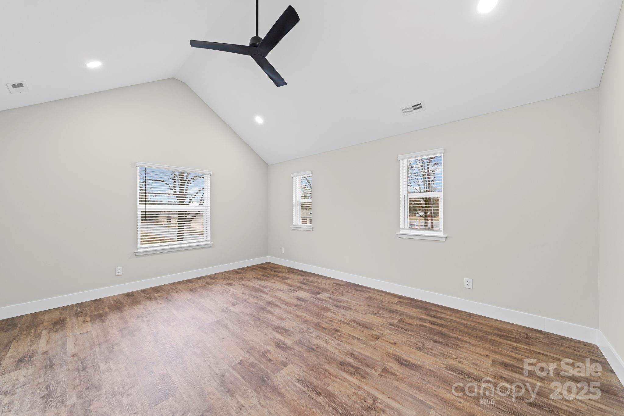 1605 Williams Road — Monroe
