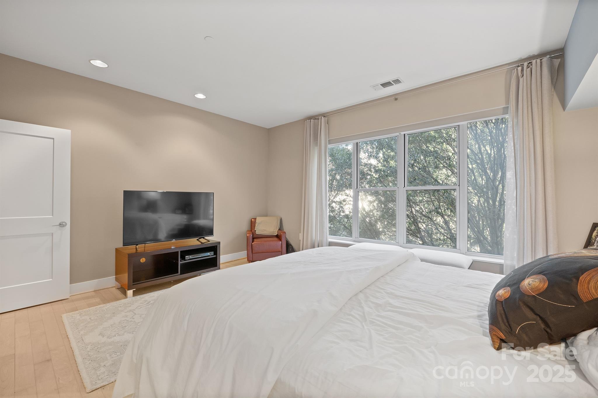400 N Church Street #420 — Charlotte