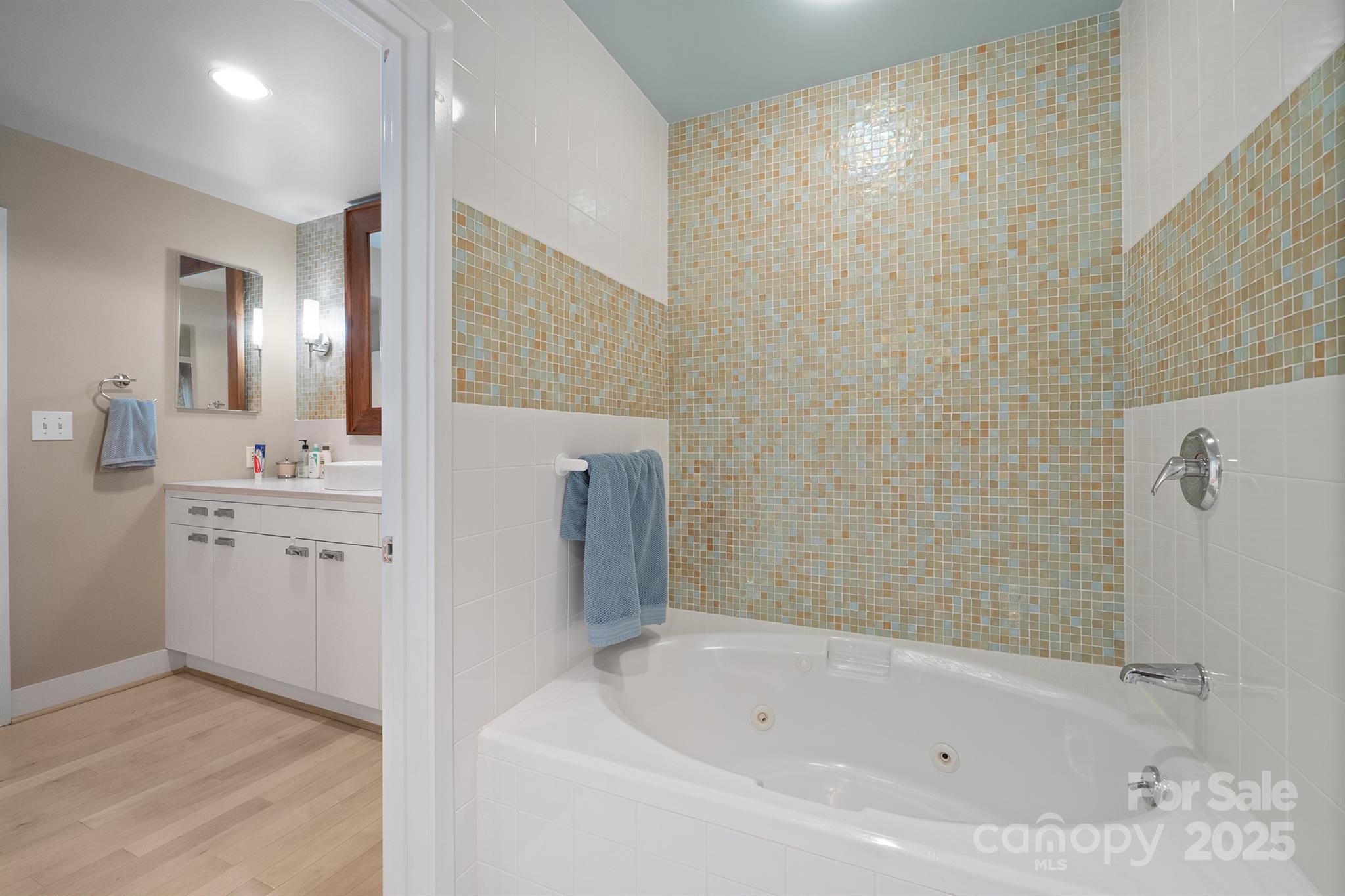 400 N Church Street #420 — Charlotte