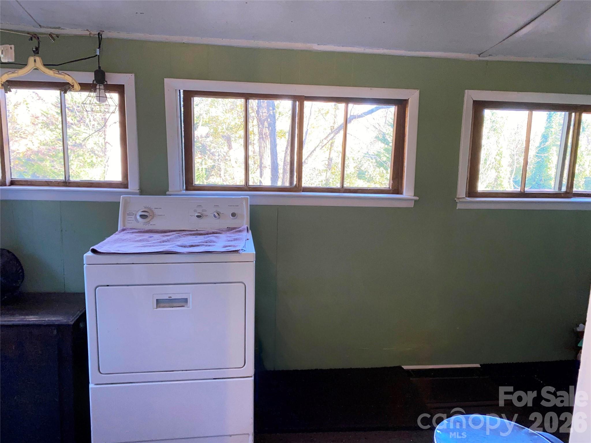 24 Ridge Avenue — Asheville
