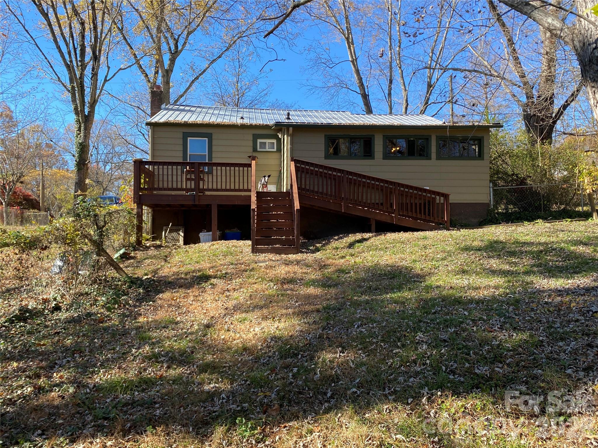 24 Ridge Avenue — Asheville