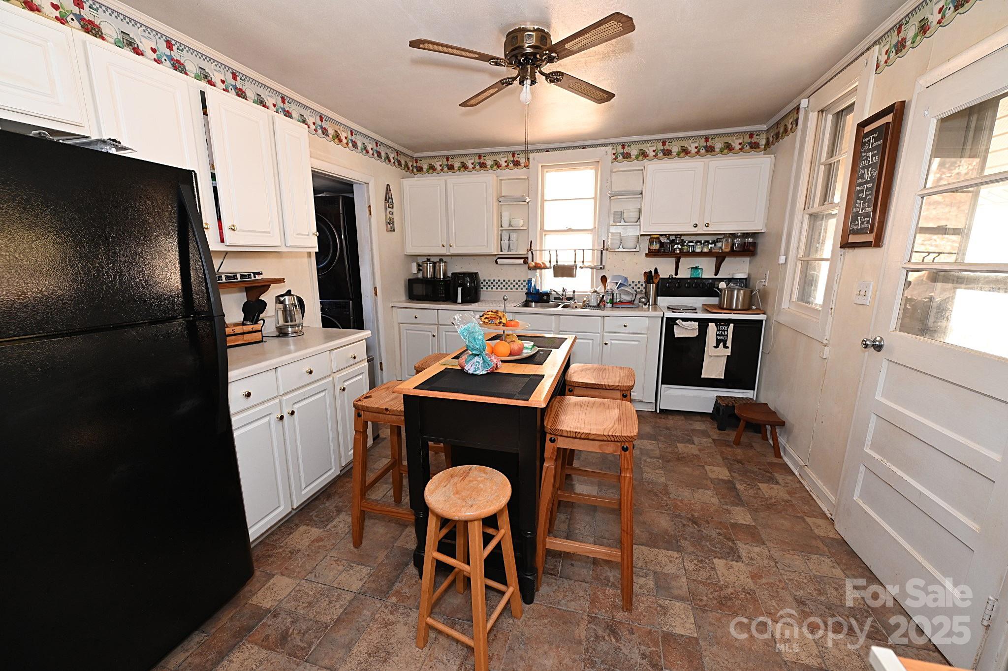 478 Foxwood Drive — Marion