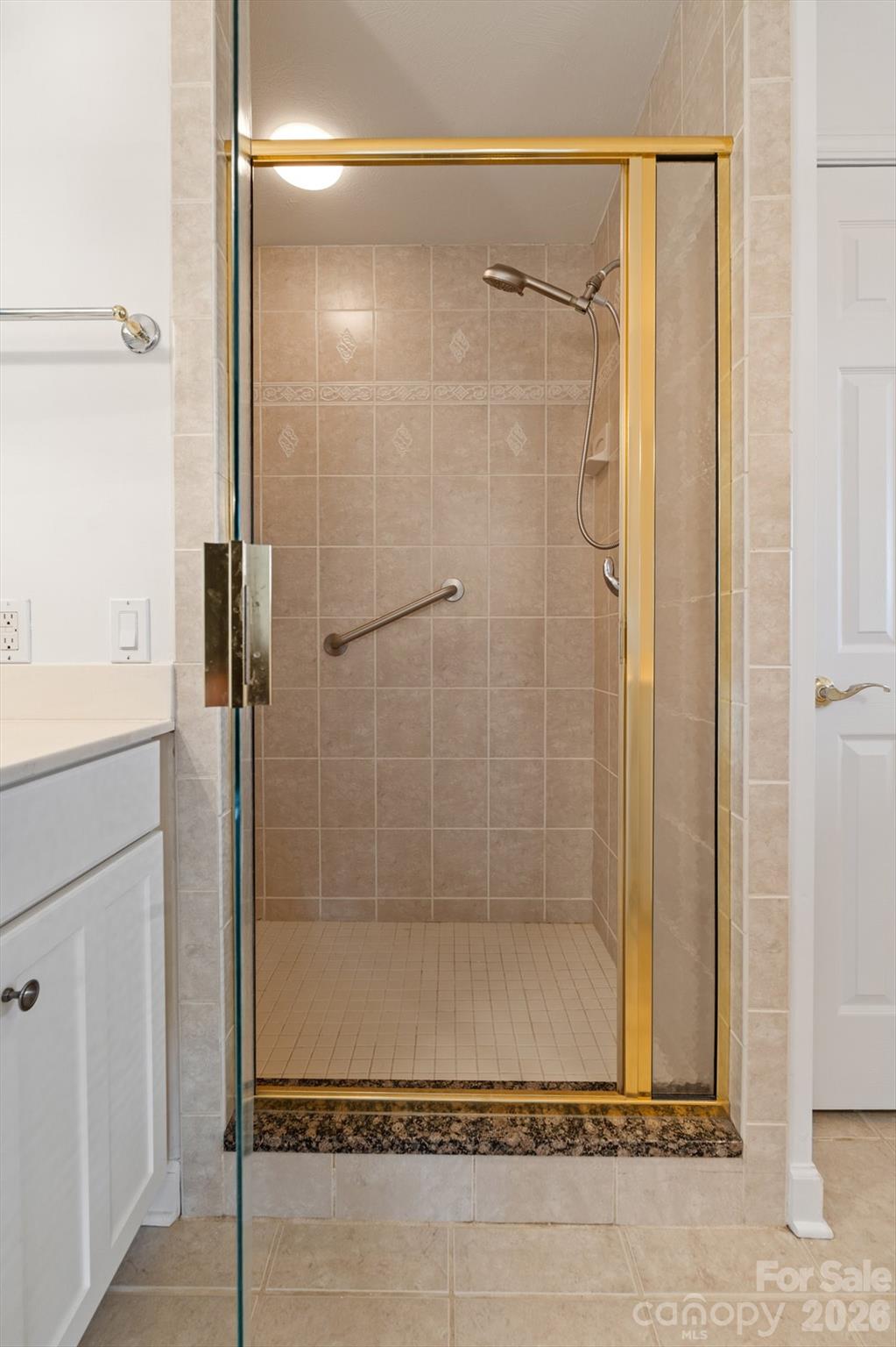 905 Old Fiddle Road — Waynesville