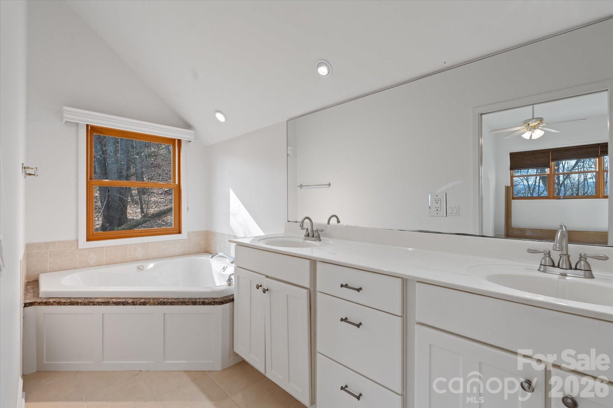 905 Old Fiddle Road — Waynesville