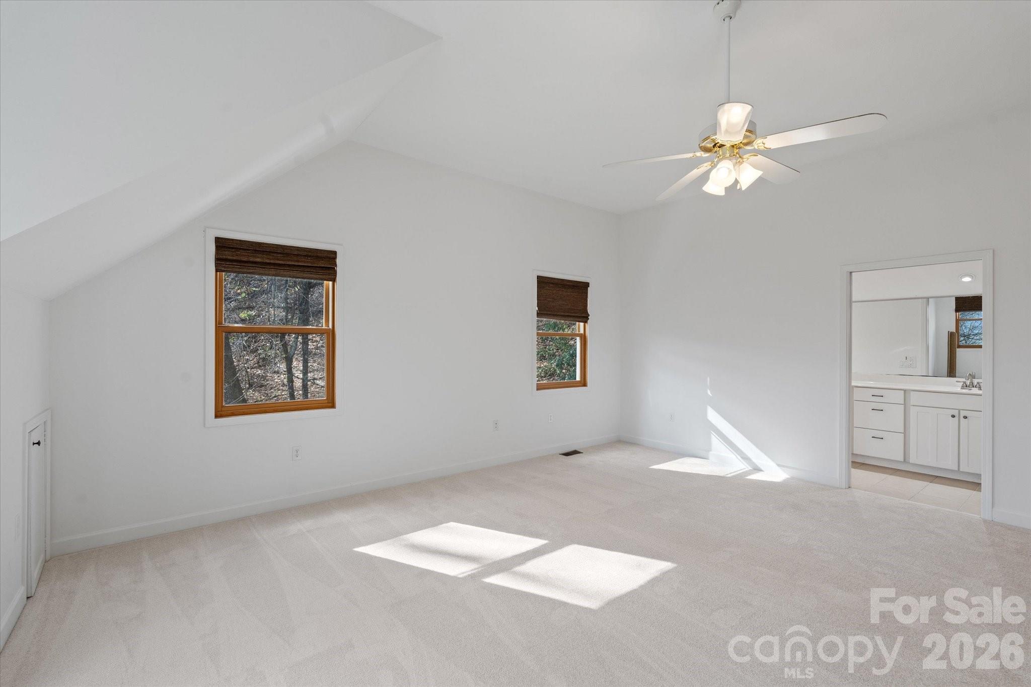 905 Old Fiddle Road — Waynesville