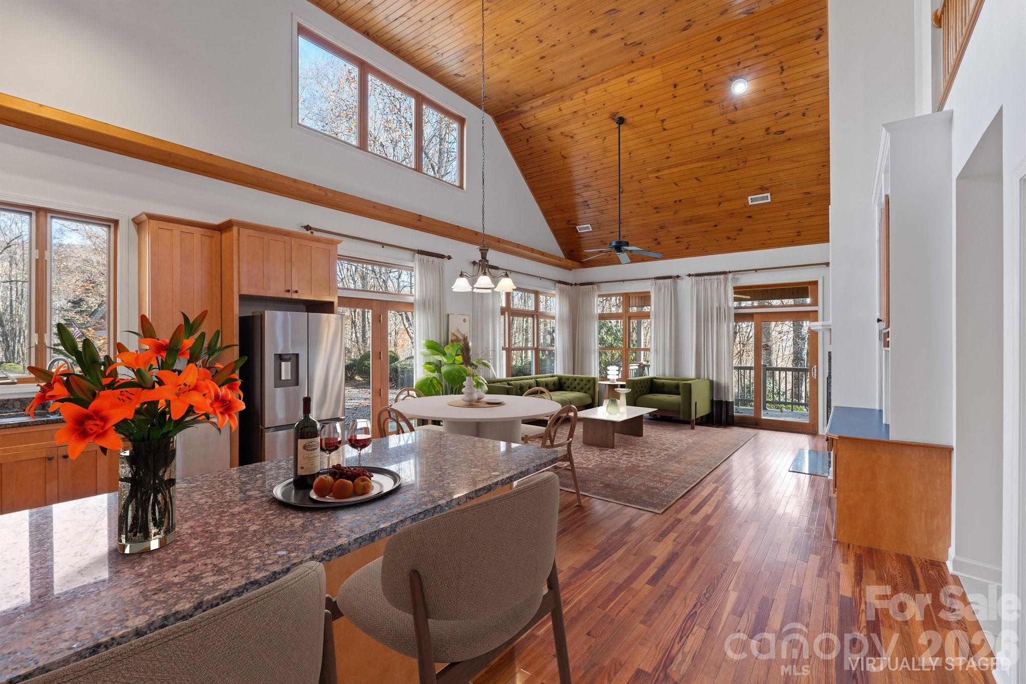 905 Old Fiddle Road — Waynesville