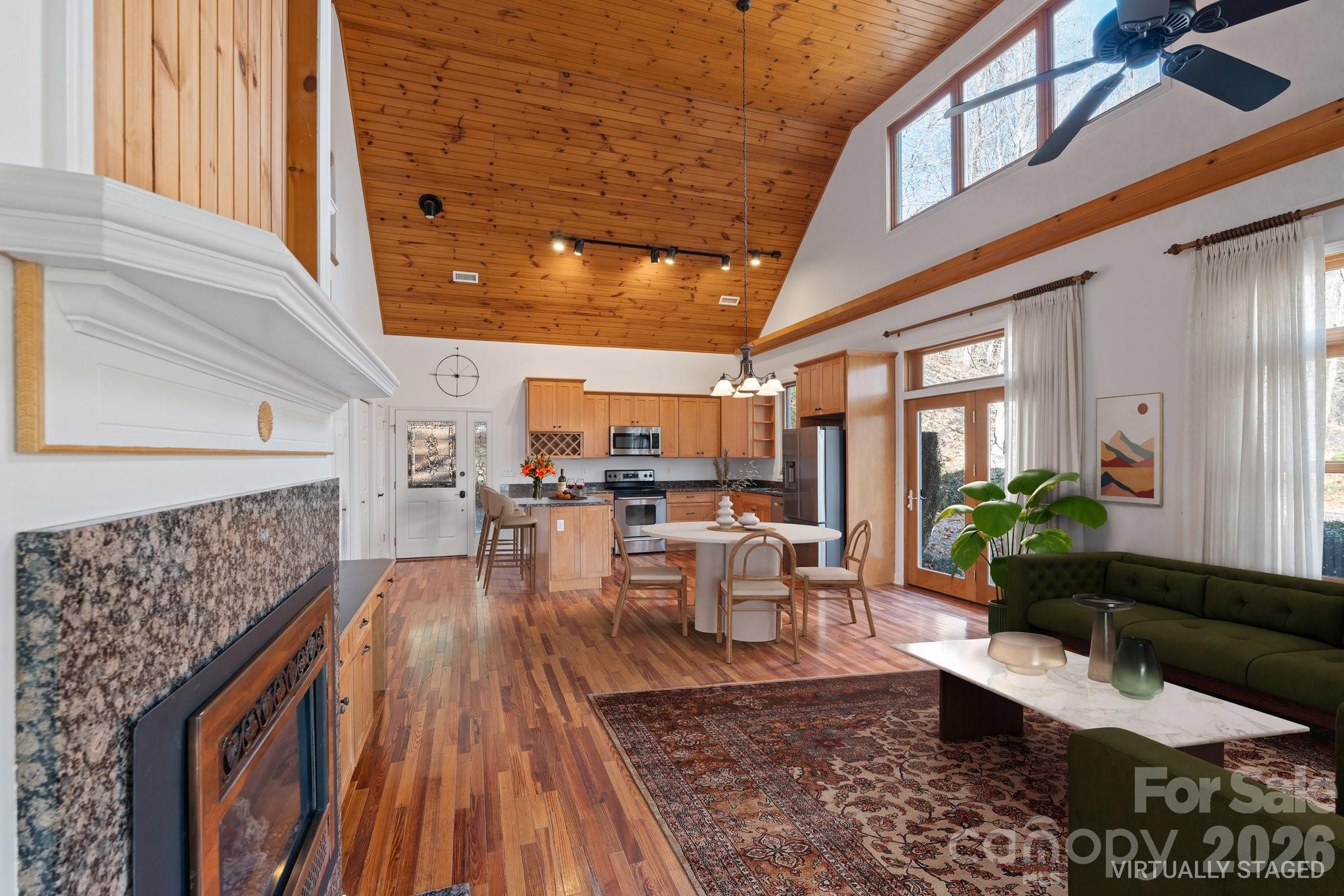 905 Old Fiddle Road — Waynesville