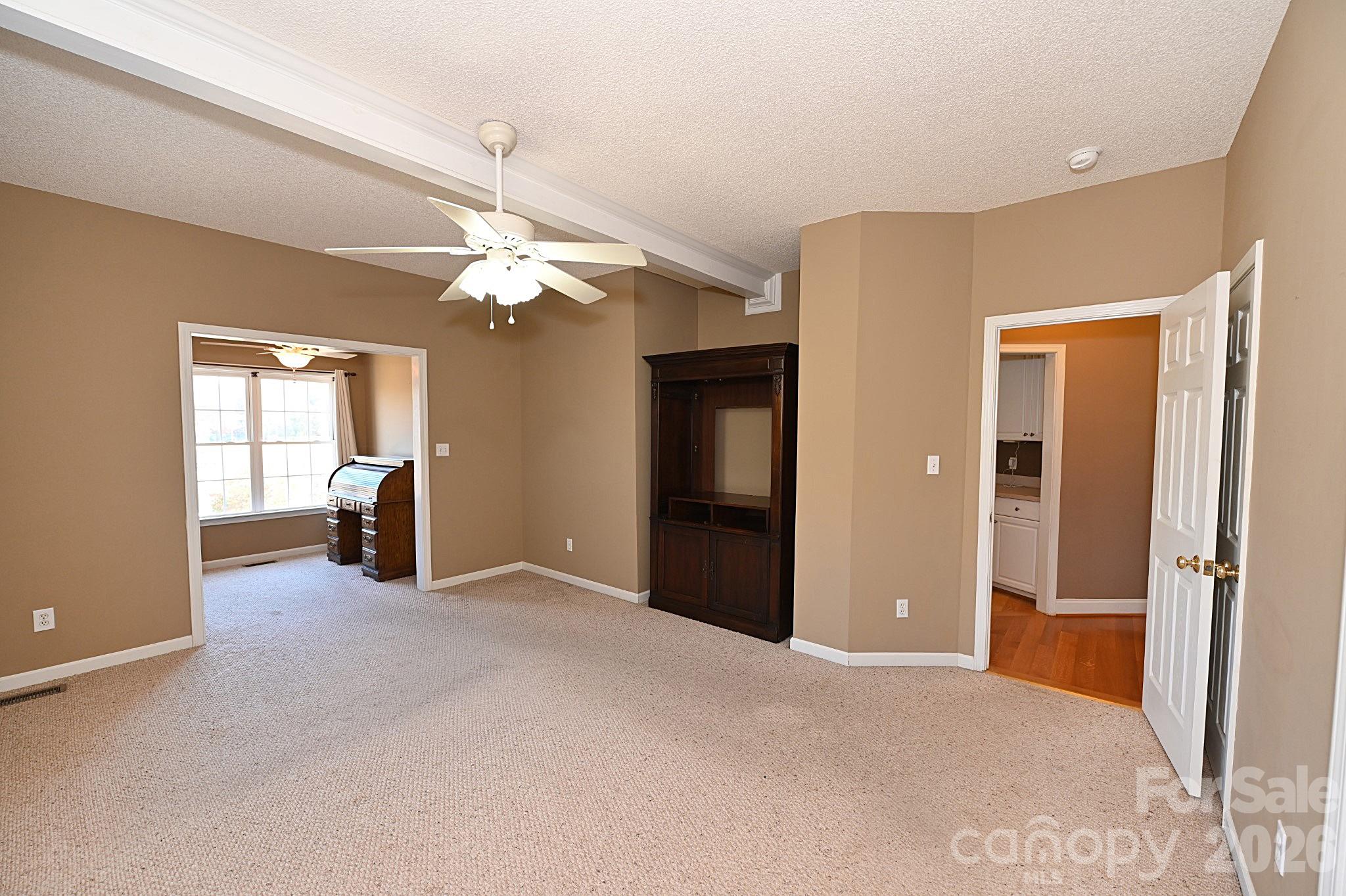 518 30th Avenue Circle NE — Hickory