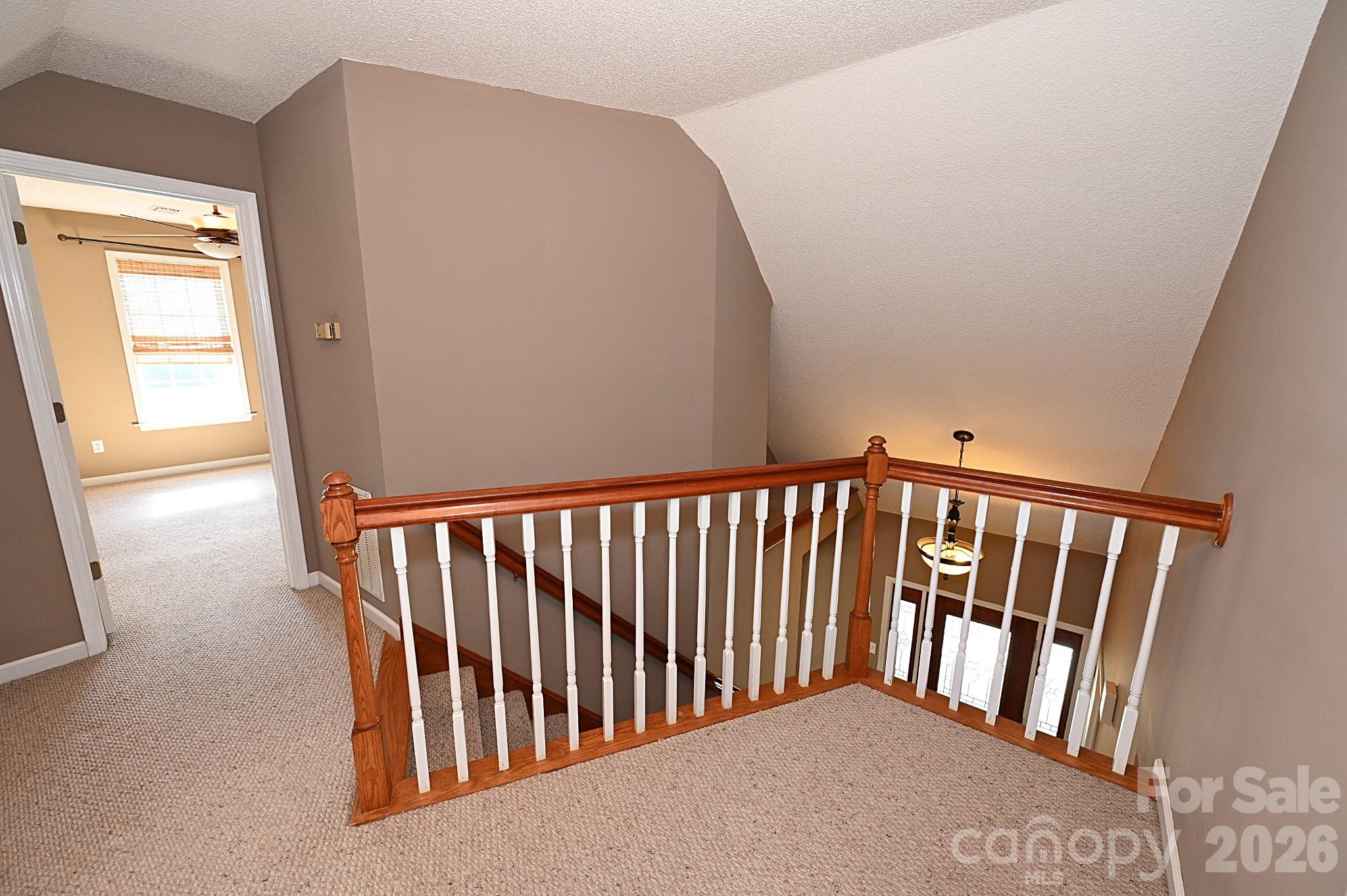 518 30th Avenue Circle NE — Hickory