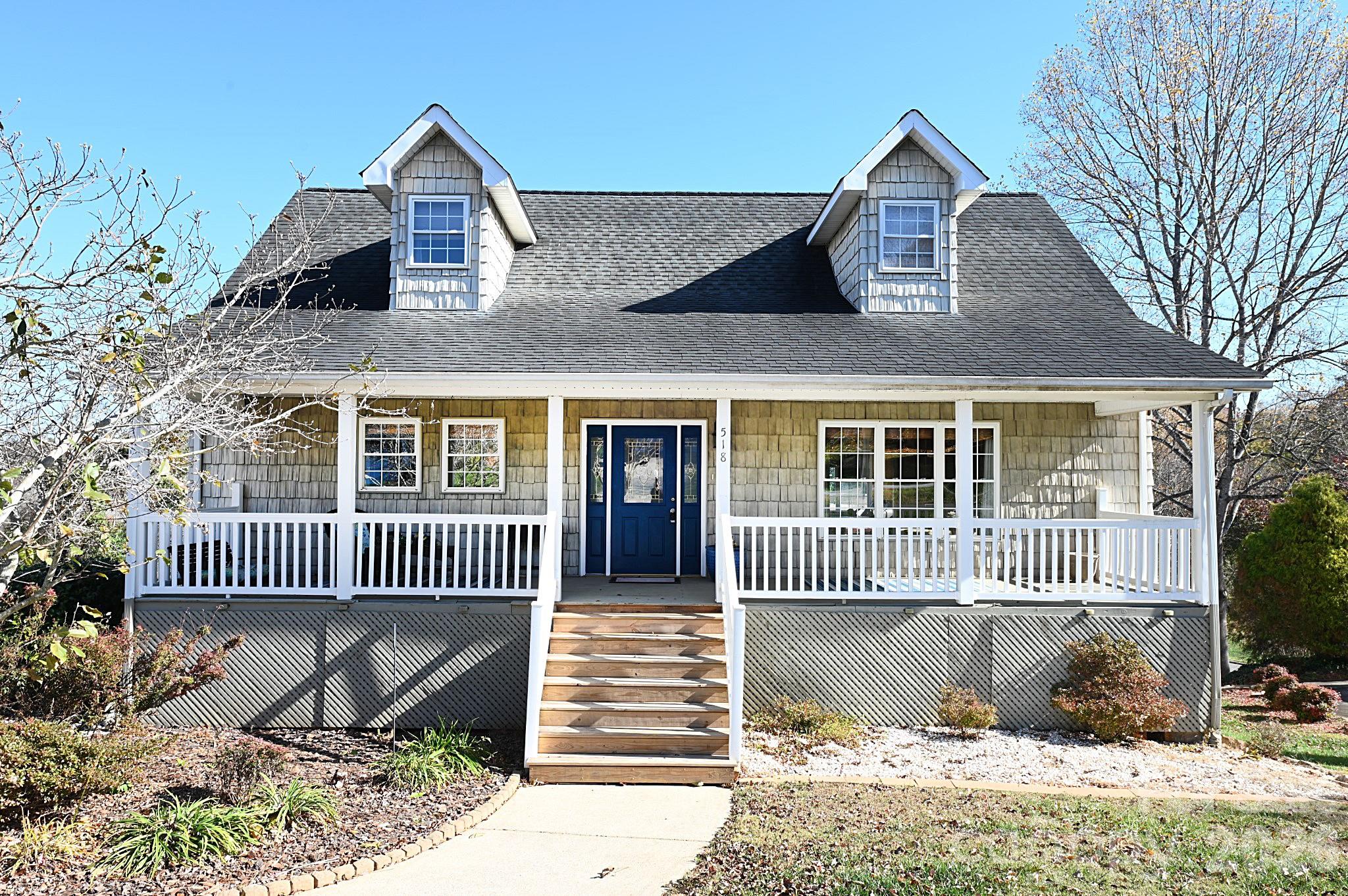 518 30th Avenue Circle NE — Hickory