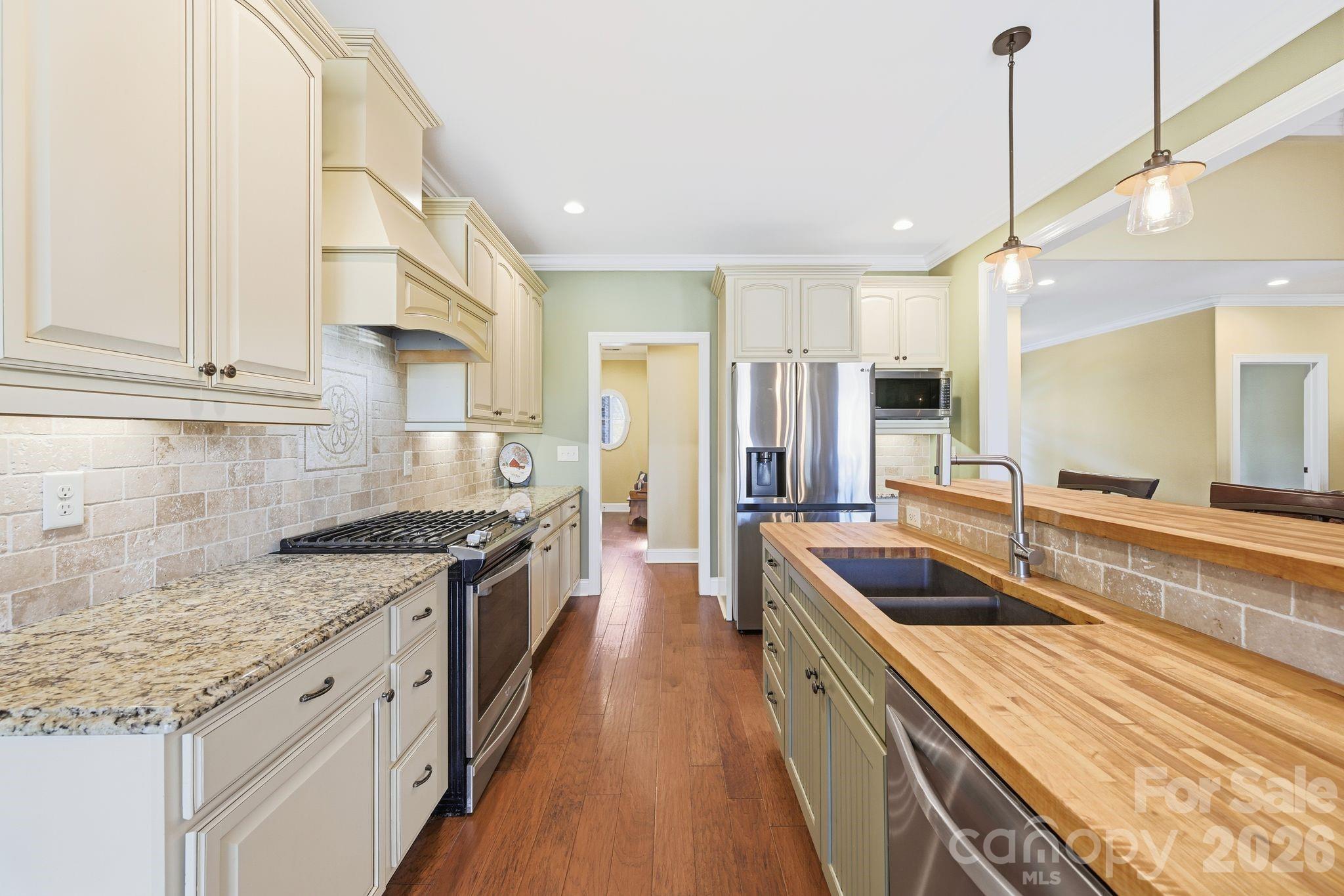 476 Ijames Church Road — Mocksville