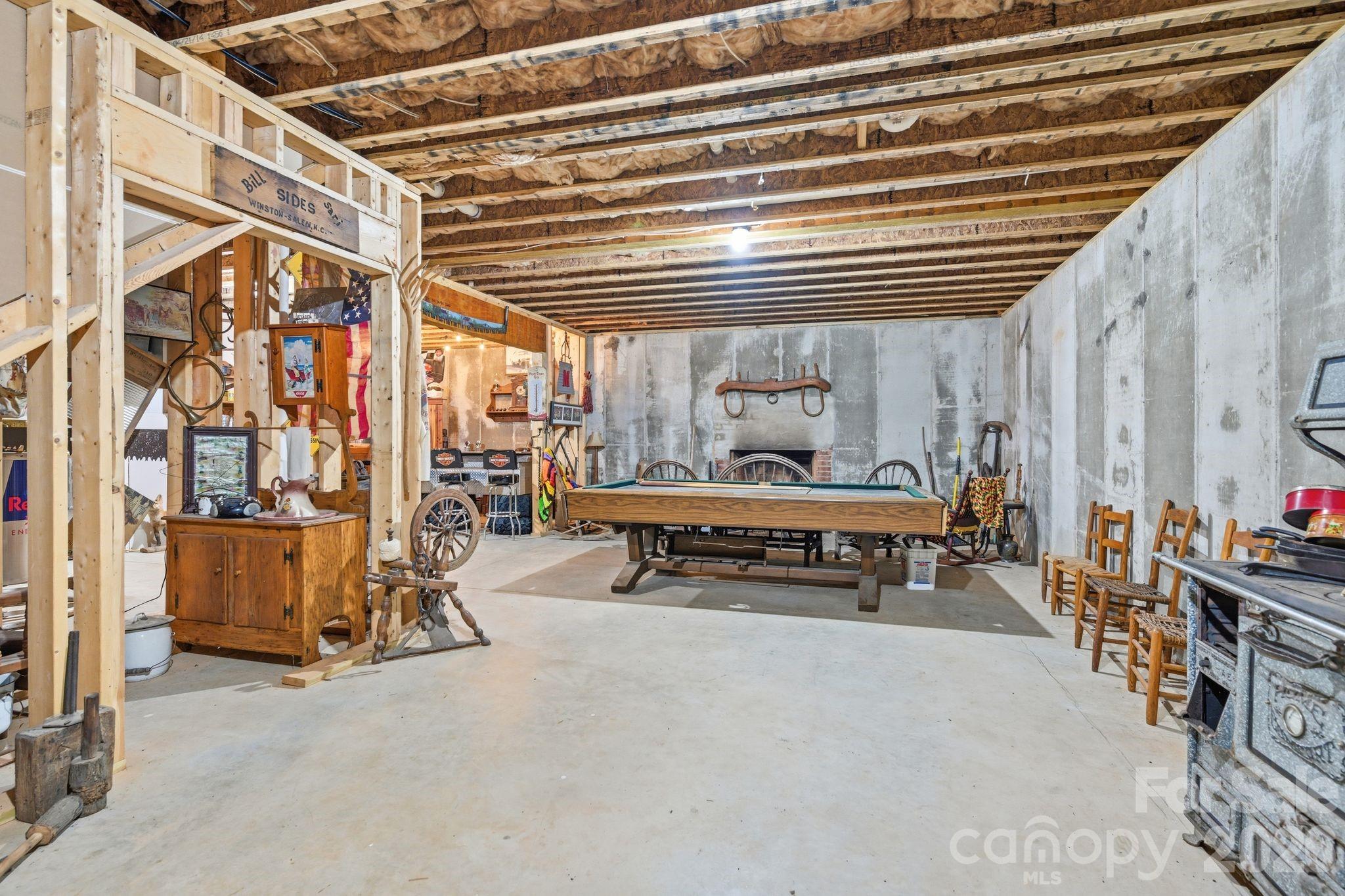 476 Ijames Church Road — Mocksville