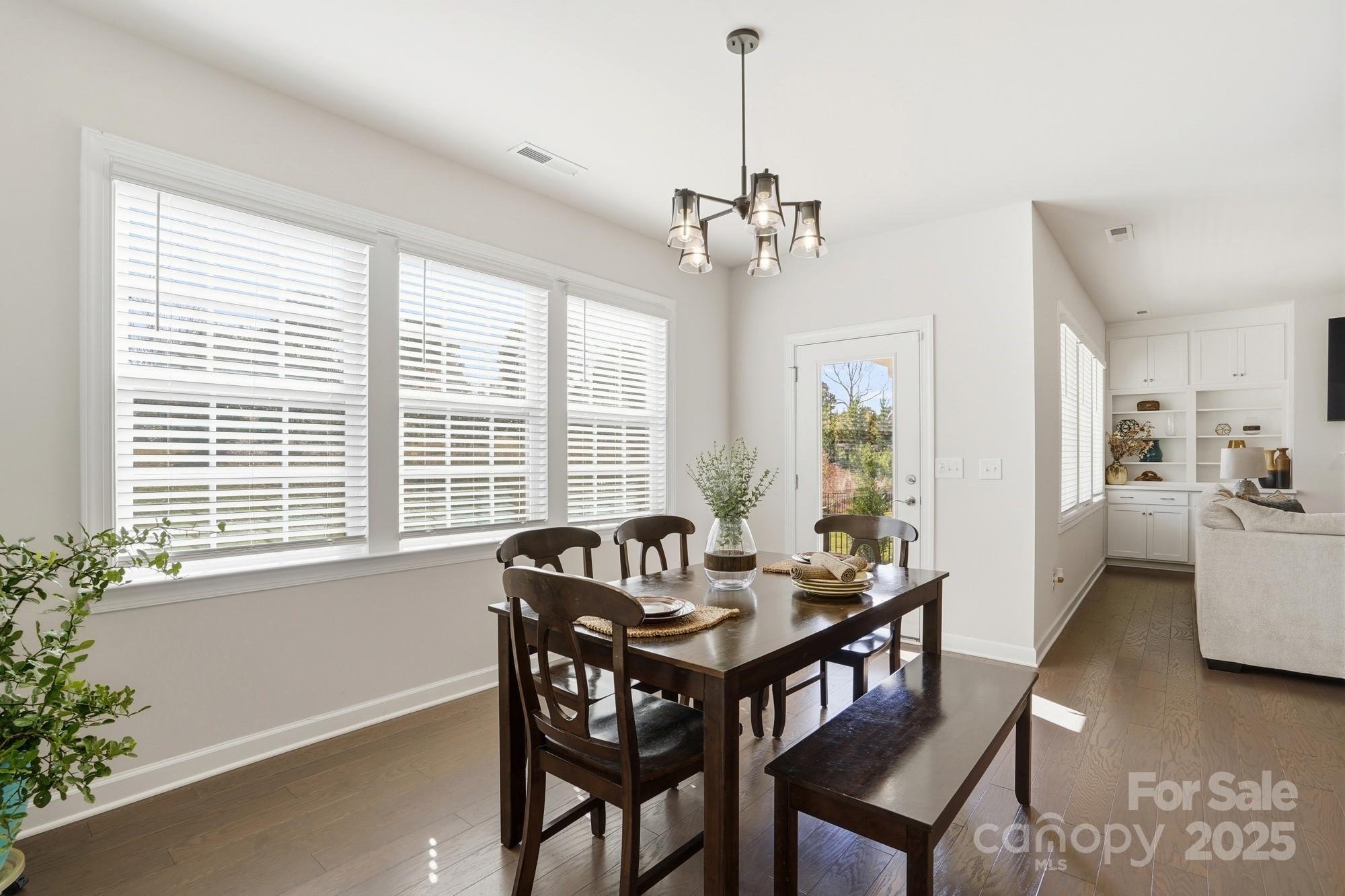 25005 Westwick Lane — Huntersville