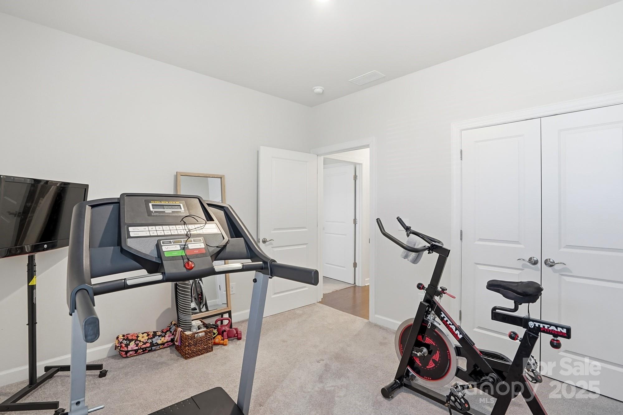 25005 Westwick Lane — Huntersville