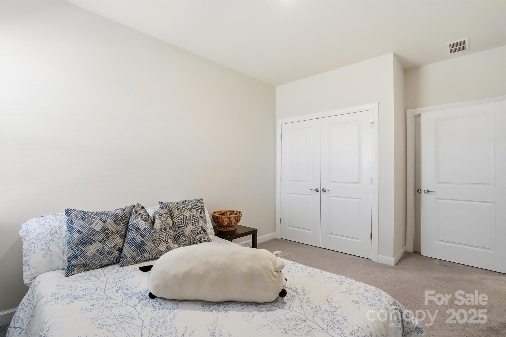 25005 Westwick Lane — Huntersville