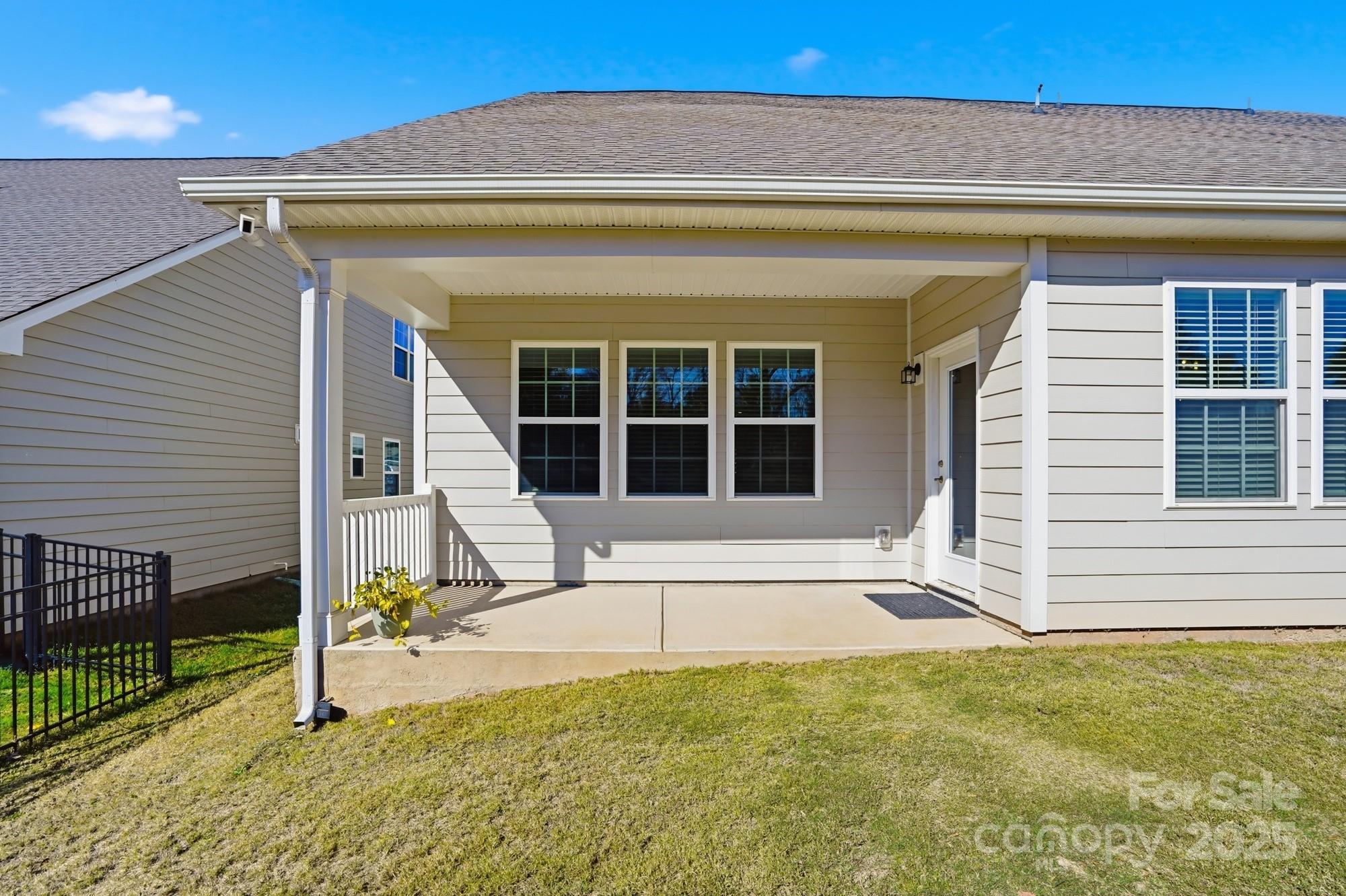 25005 Westwick Lane — Huntersville