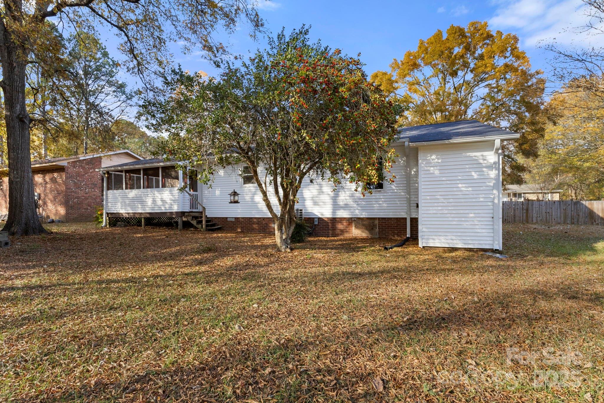 604 Cold Stream Circle — Chester