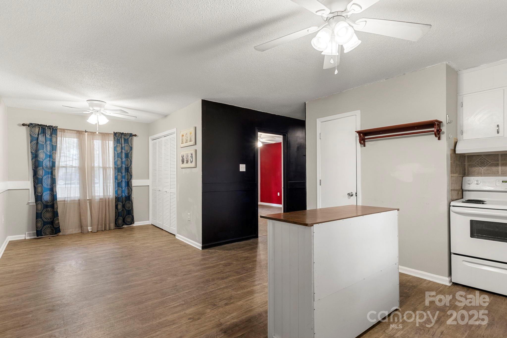 604 Cold Stream Circle — Chester