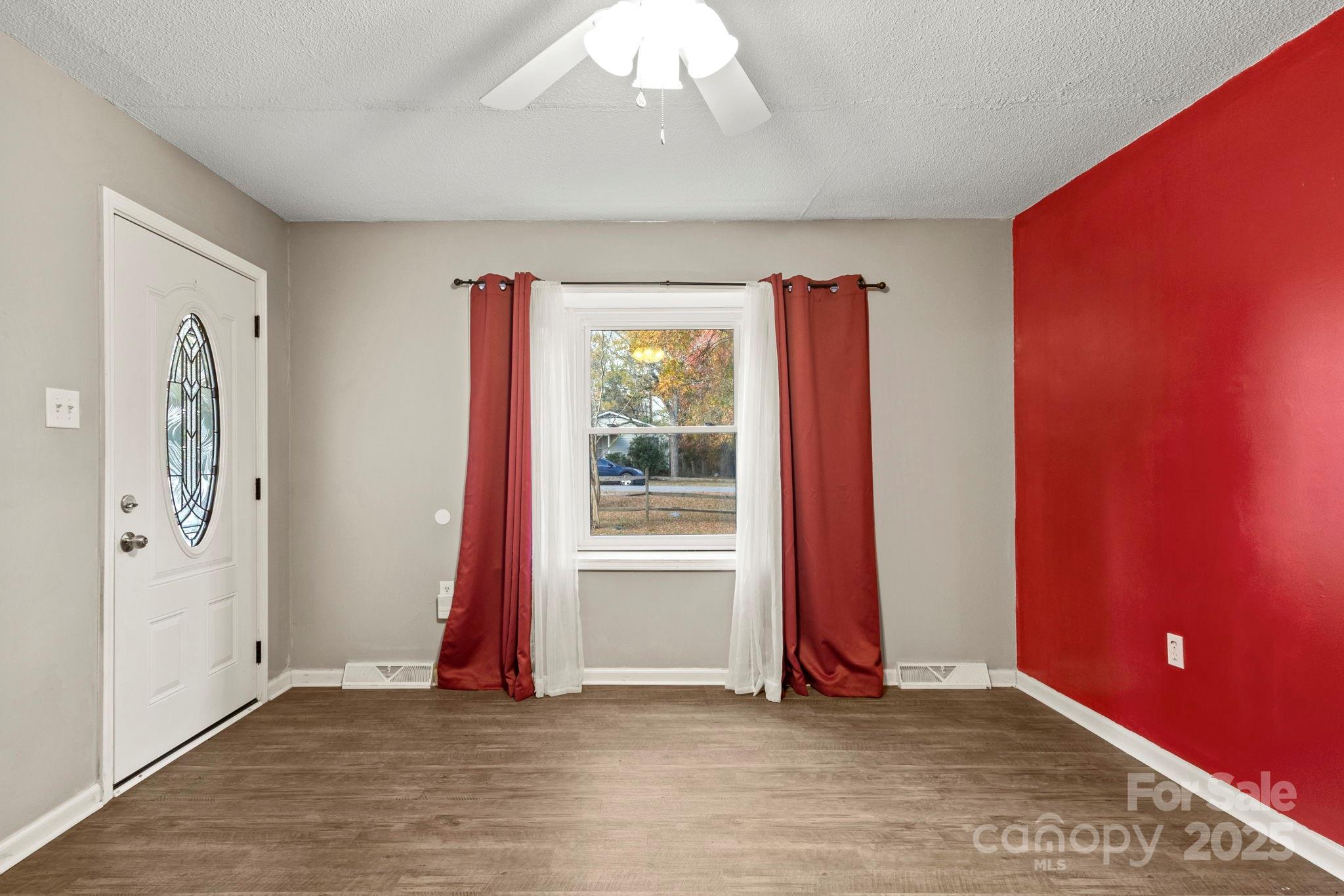 604 Cold Stream Circle — Chester