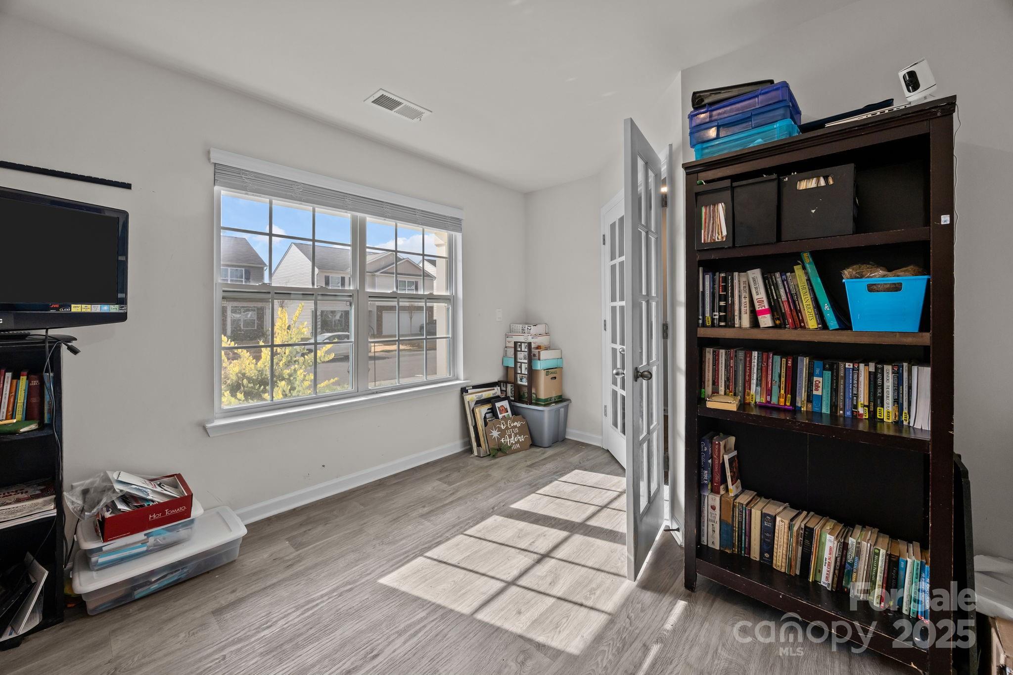 2124 Eastway Drive — Dallas
