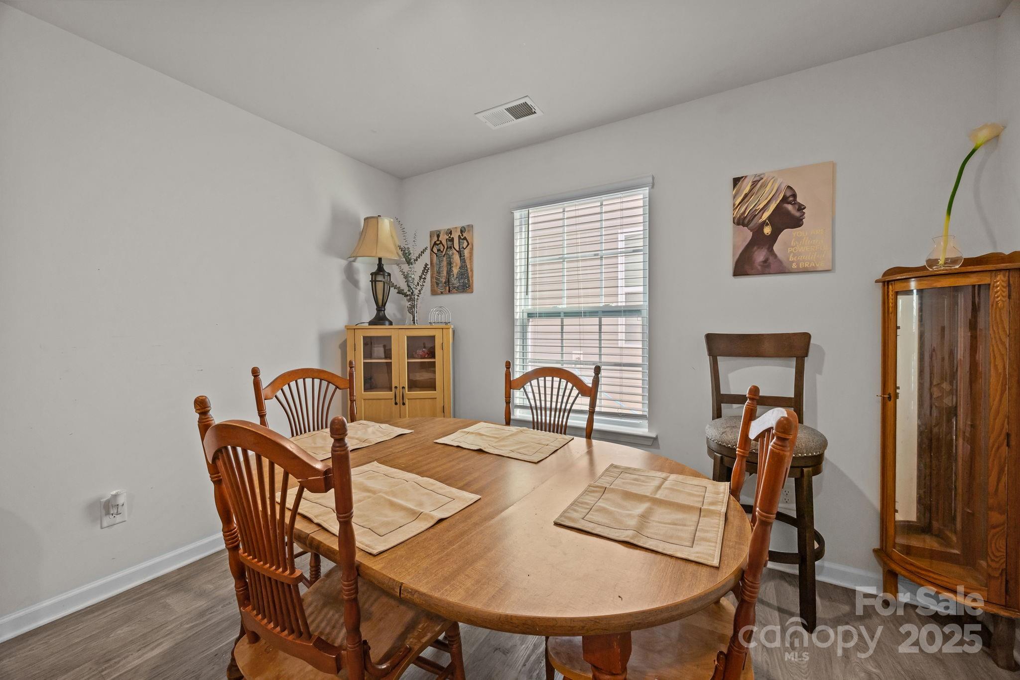 2124 Eastway Drive — Dallas